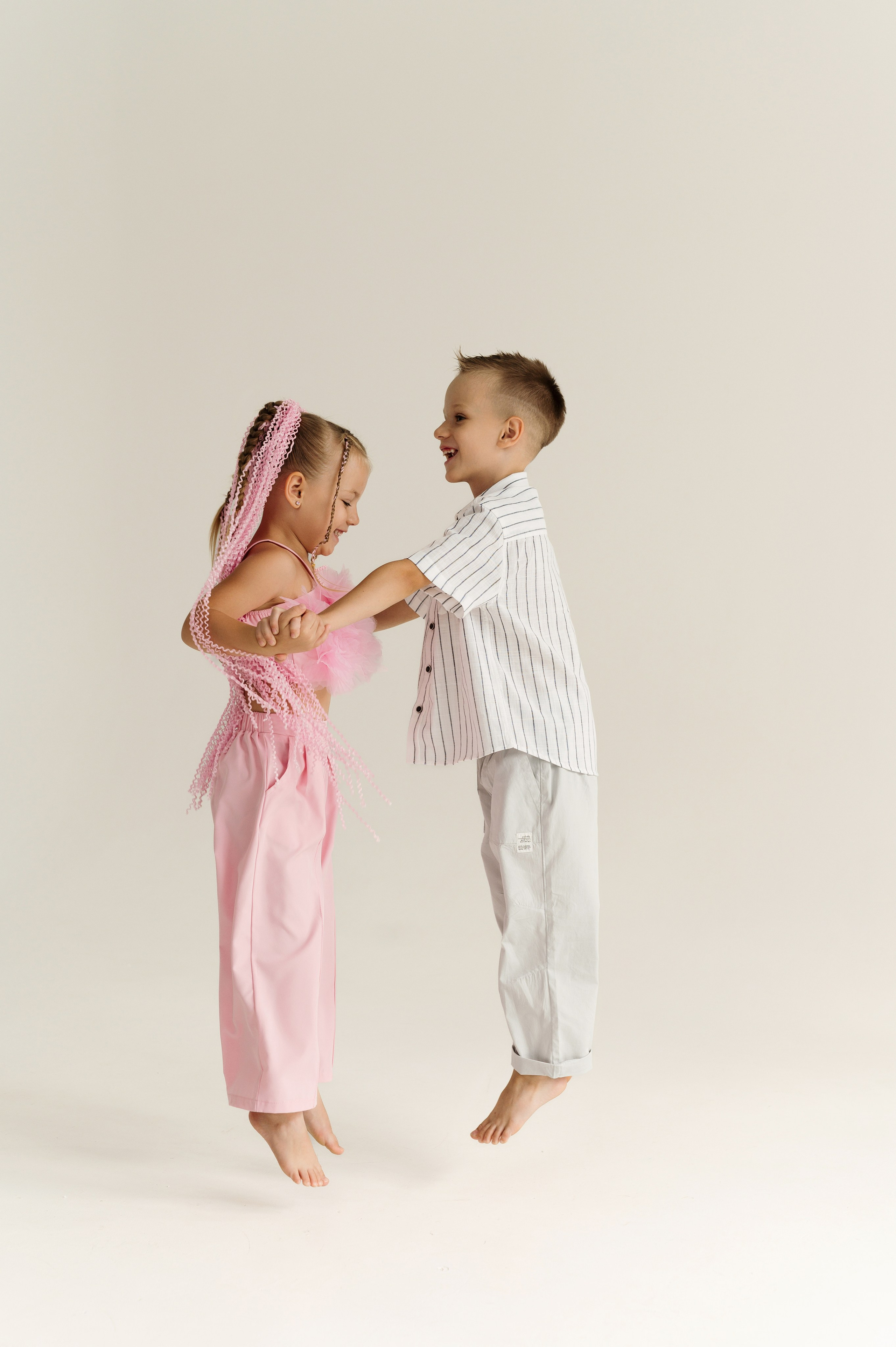 Вика, Слава, Середа и Юля. Фотограф в Краснодаре Скубицкая Альбина