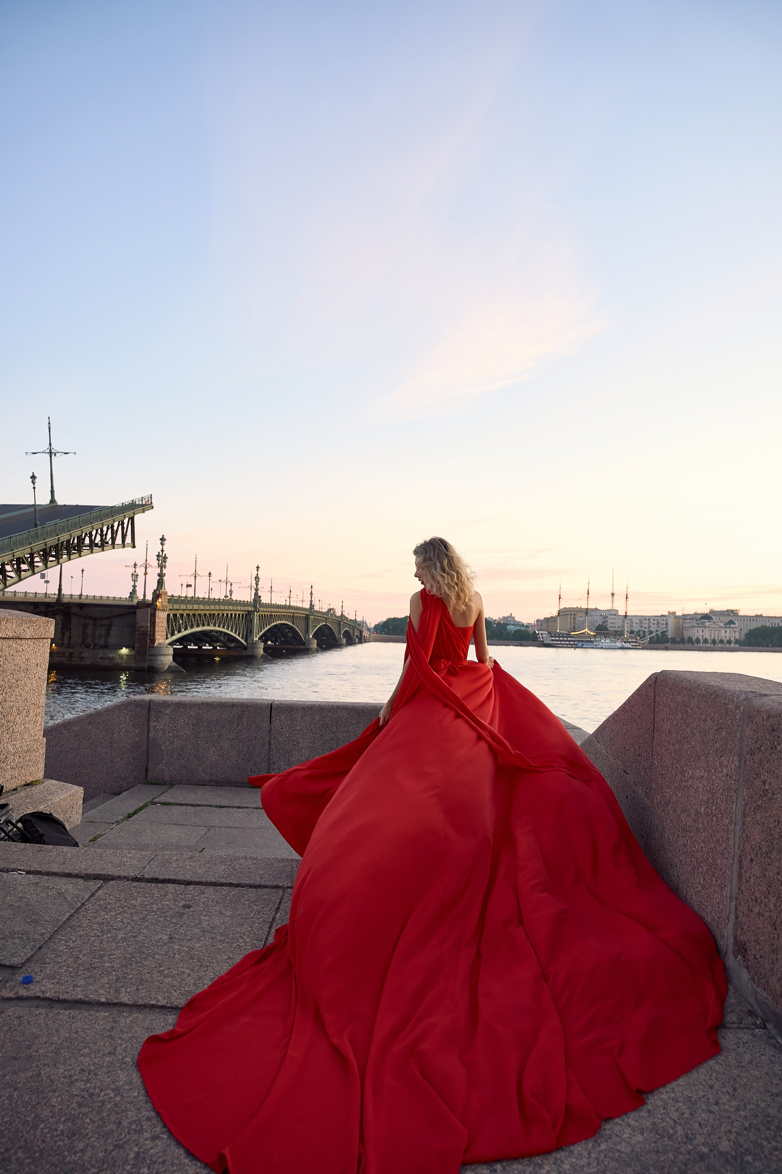 Antonina Рассвет у Троицкого моста✨. Фотограф Natalya Litvinova