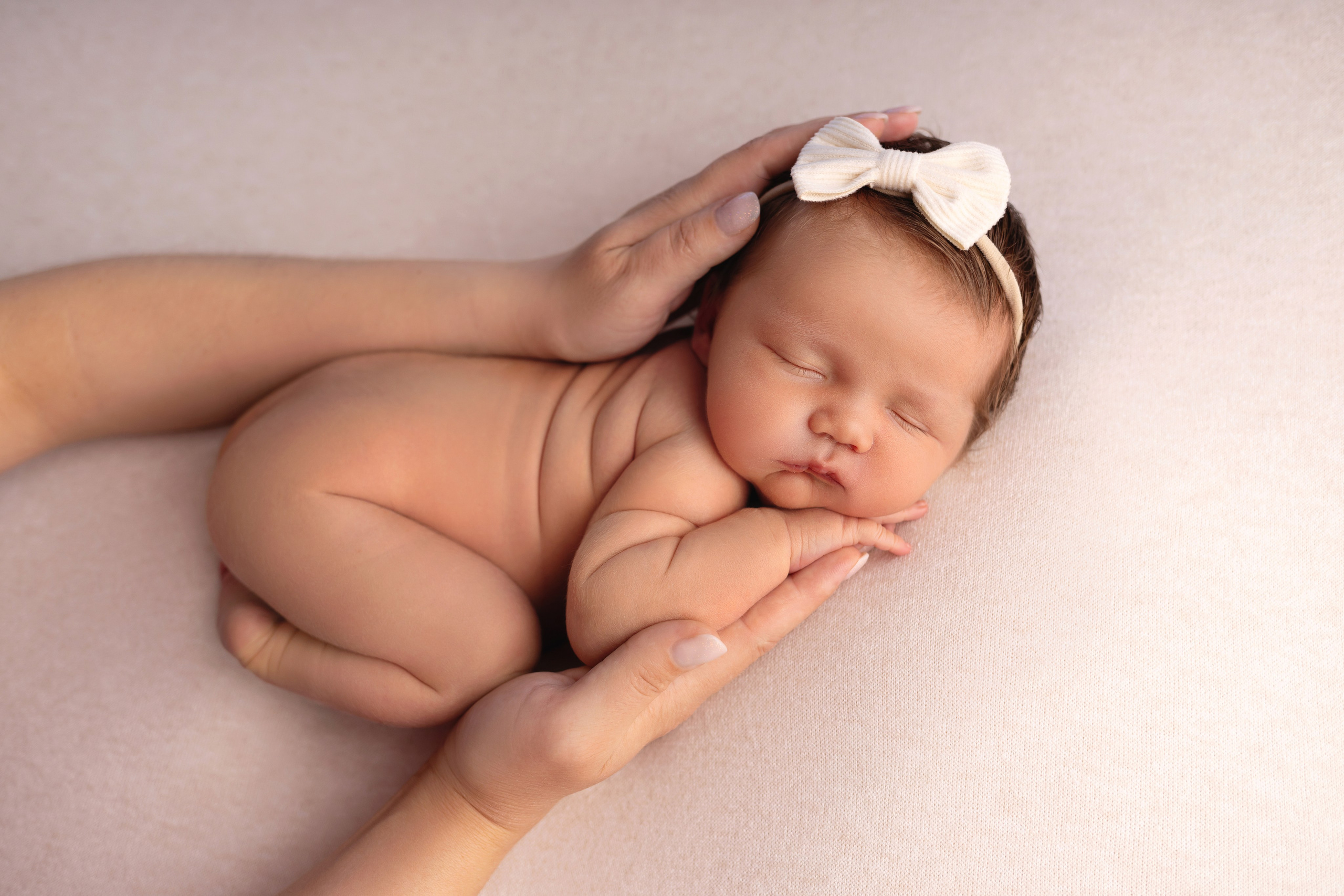 Классическая фотосессия малыша. Фотограф новорожденных малышей в Омске и Омской области Эльвира Камаева