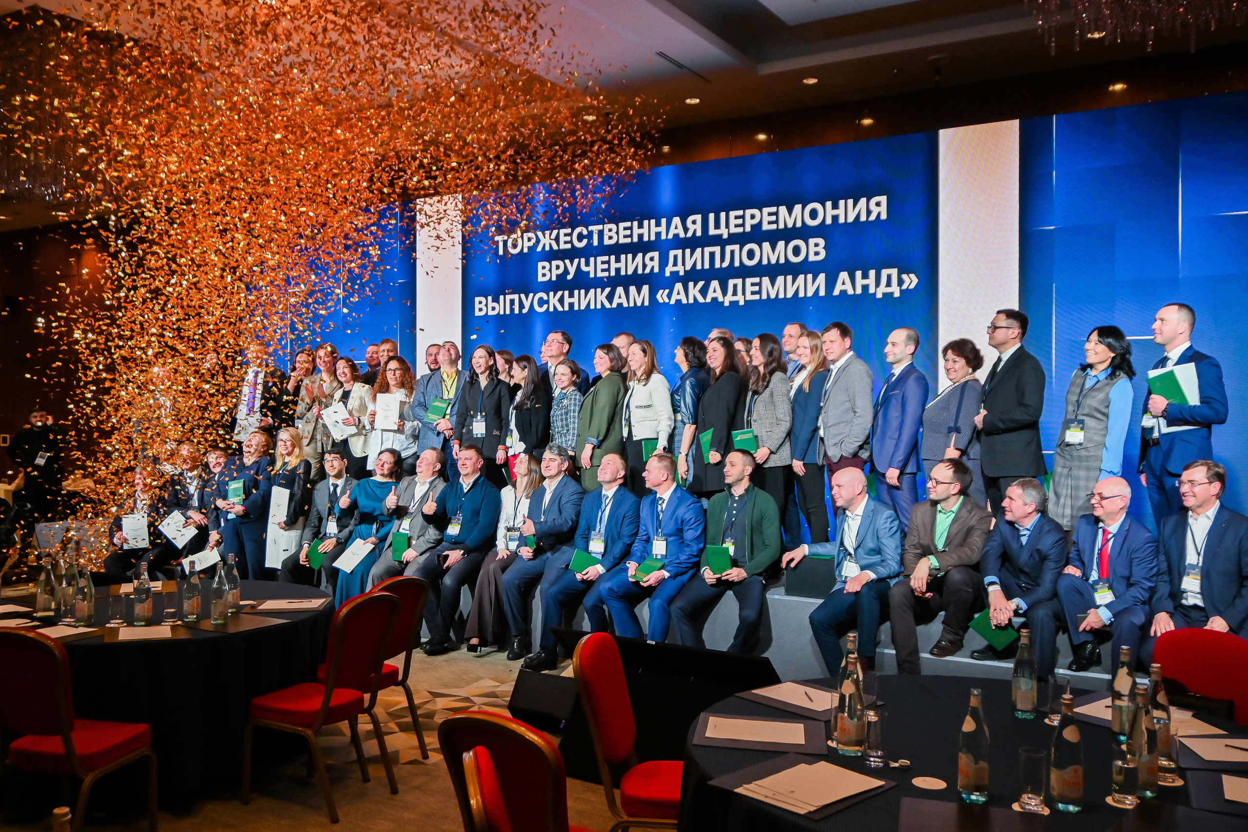 ФОРУМ. Фотограф для бизнесконтента, репортажей и семейного альбома в Москве