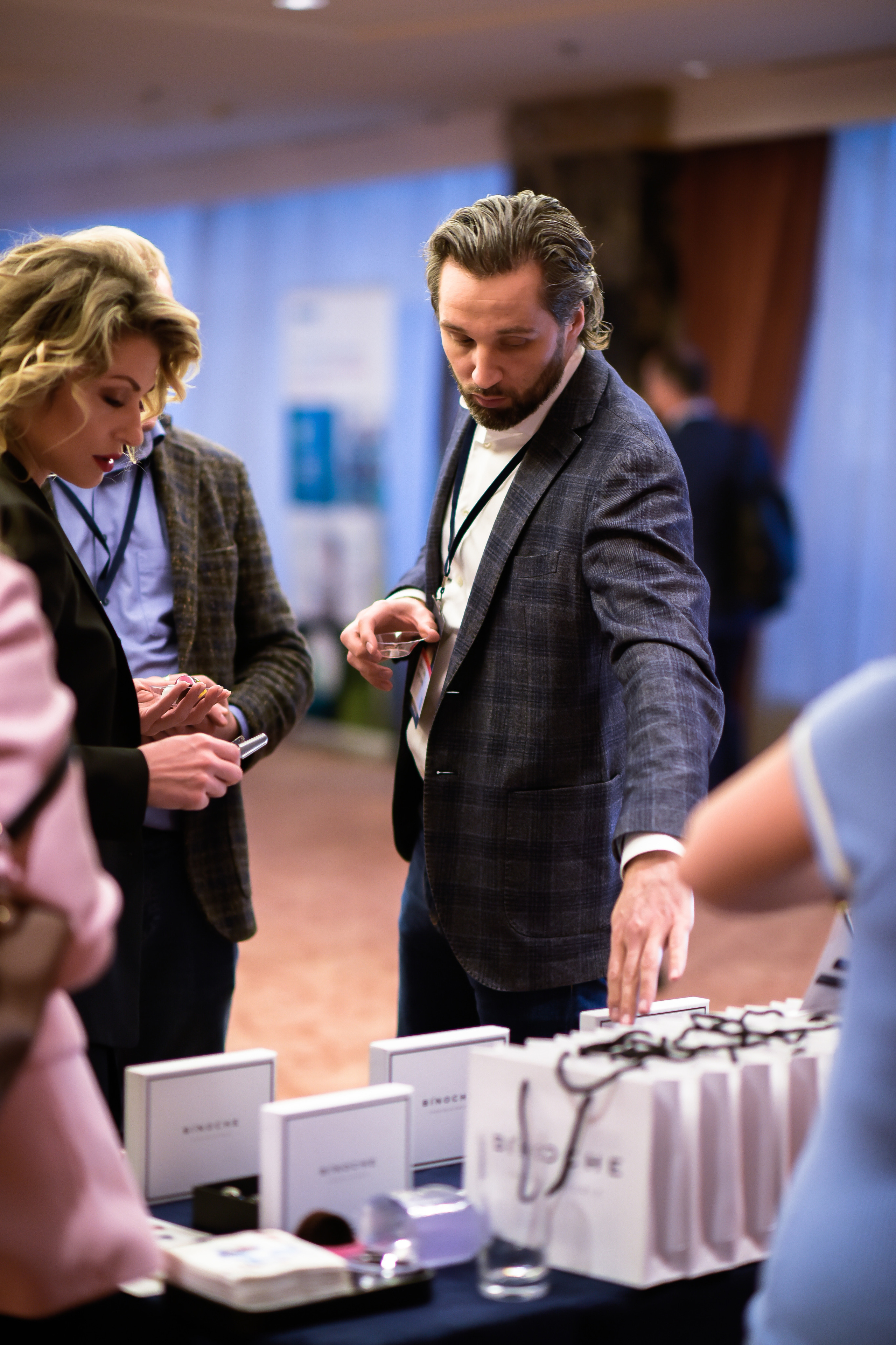 ФОРУМ. Фотограф для бизнесконтента, репортажей и семейного альбома в Москве