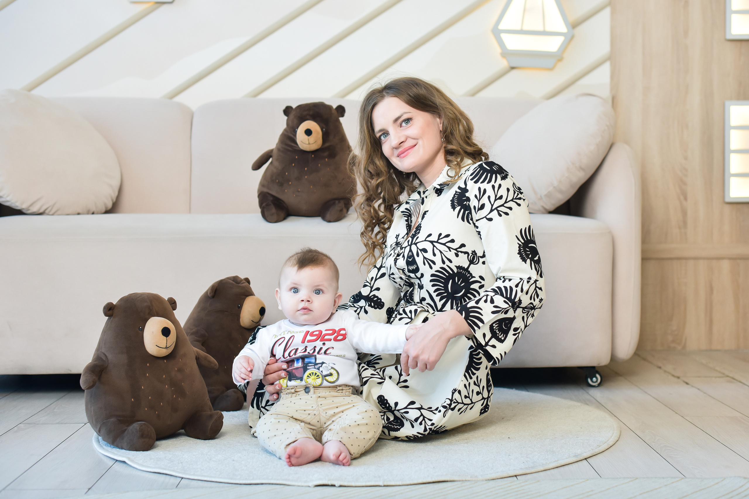 Анжелика и Миша. Полгодика карапузу. Фотограф для бизнесконтента, репортажей и семейного альбома в Москве