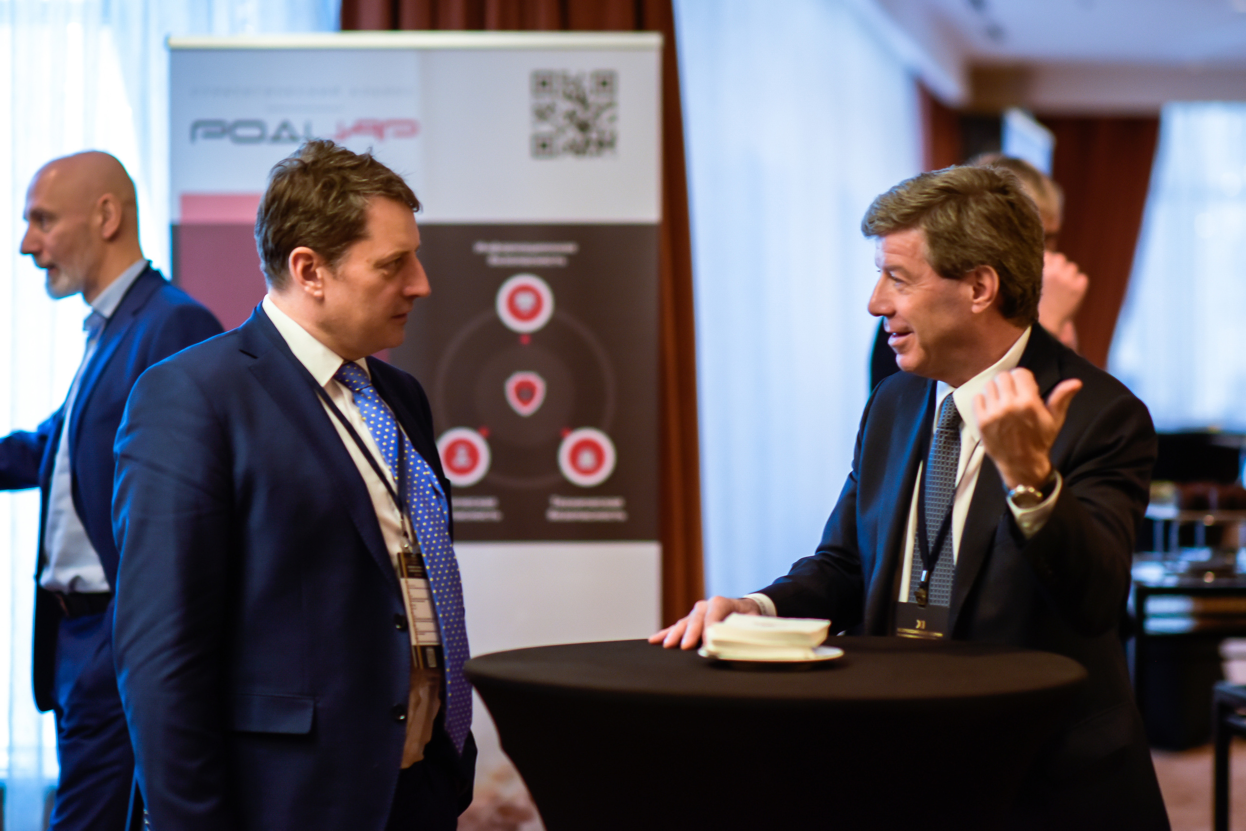 ФОРУМ. Фотограф для бизнесконтента, репортажей и семейного альбома в Москве