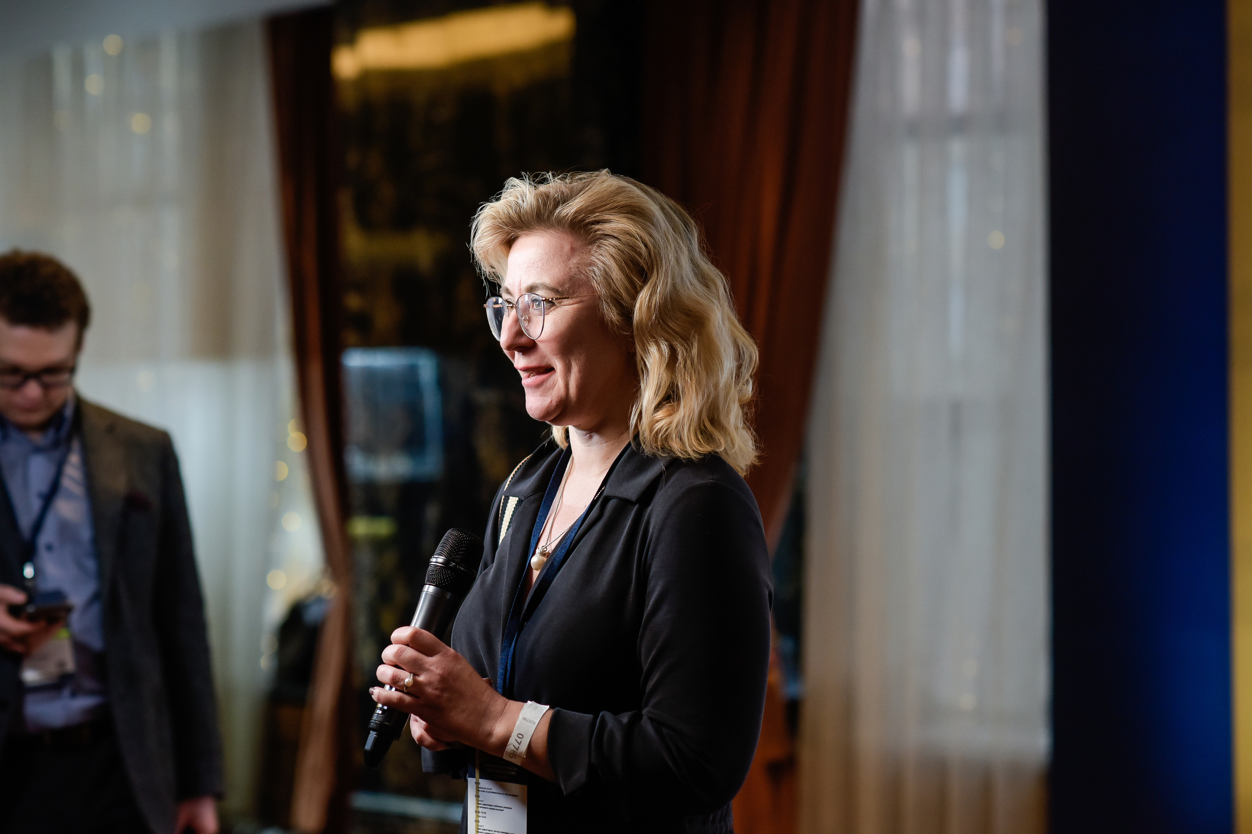 ФОРУМ. Фотограф для бизнесконтента, репортажей и семейного альбома в Москве