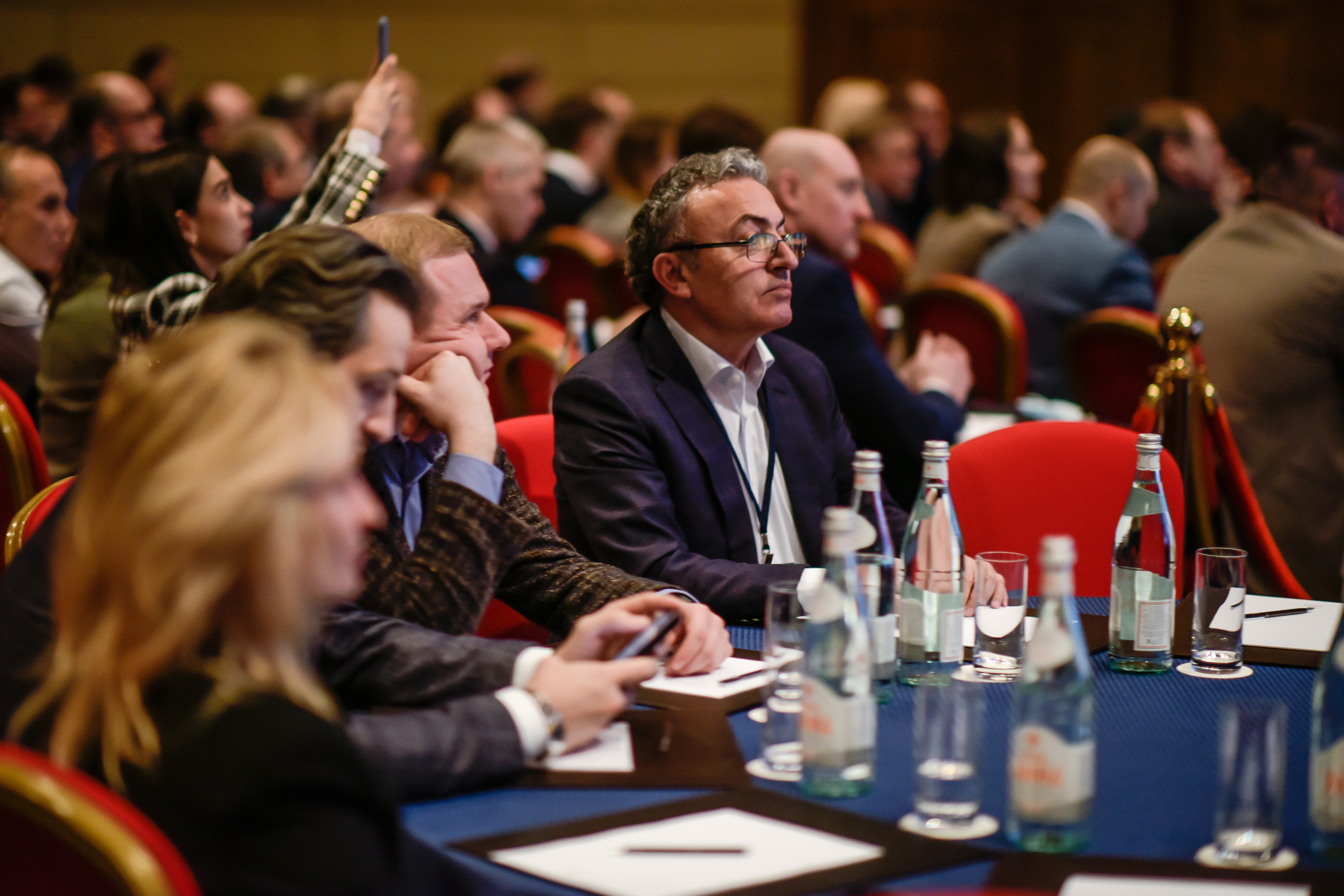 ФОРУМ. Фотограф для бизнесконтента, репортажей и семейного альбома в Москве