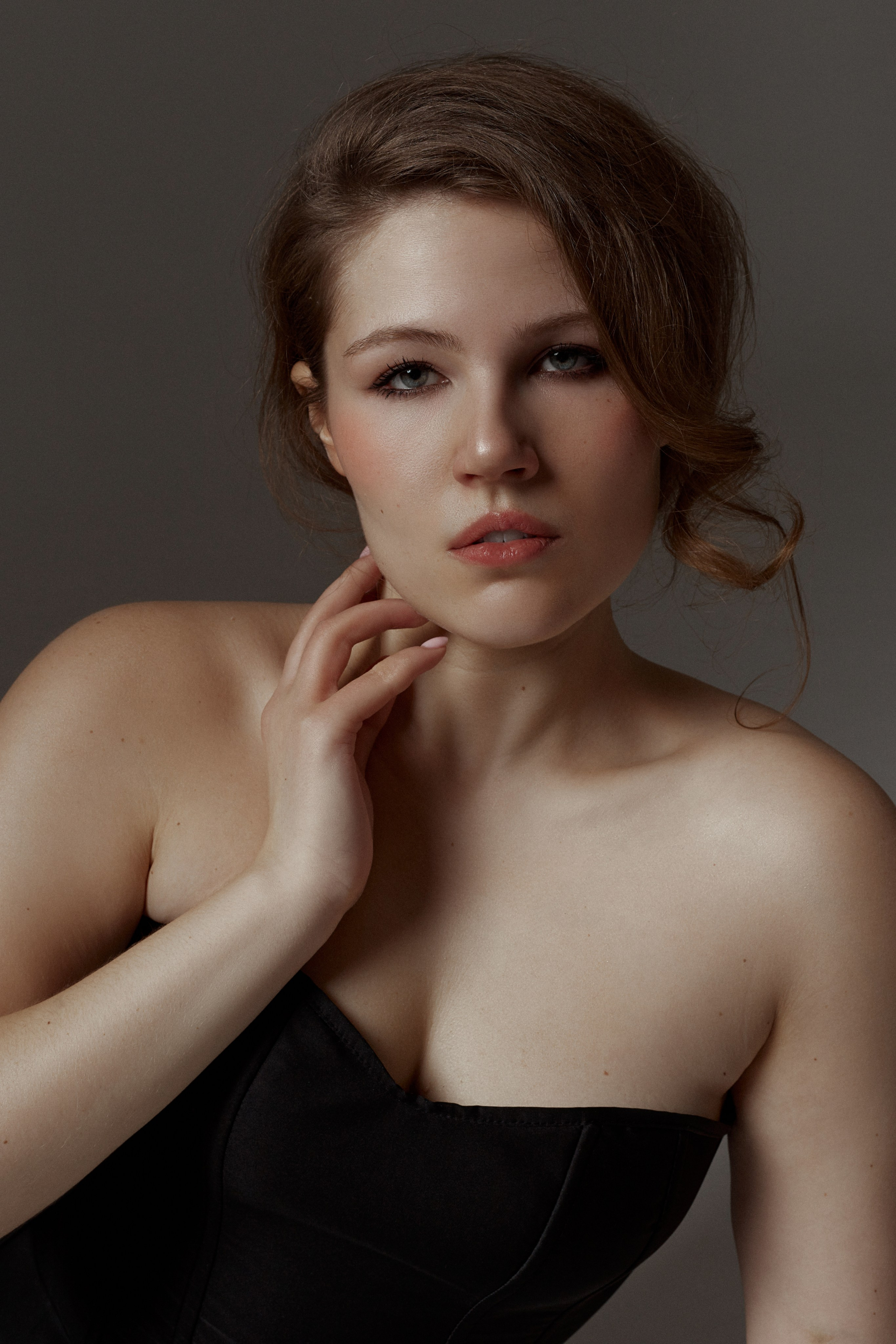 Alyona | 2025. Коммерческий фотограф в Екатеринбурге Анастасия Гаруст