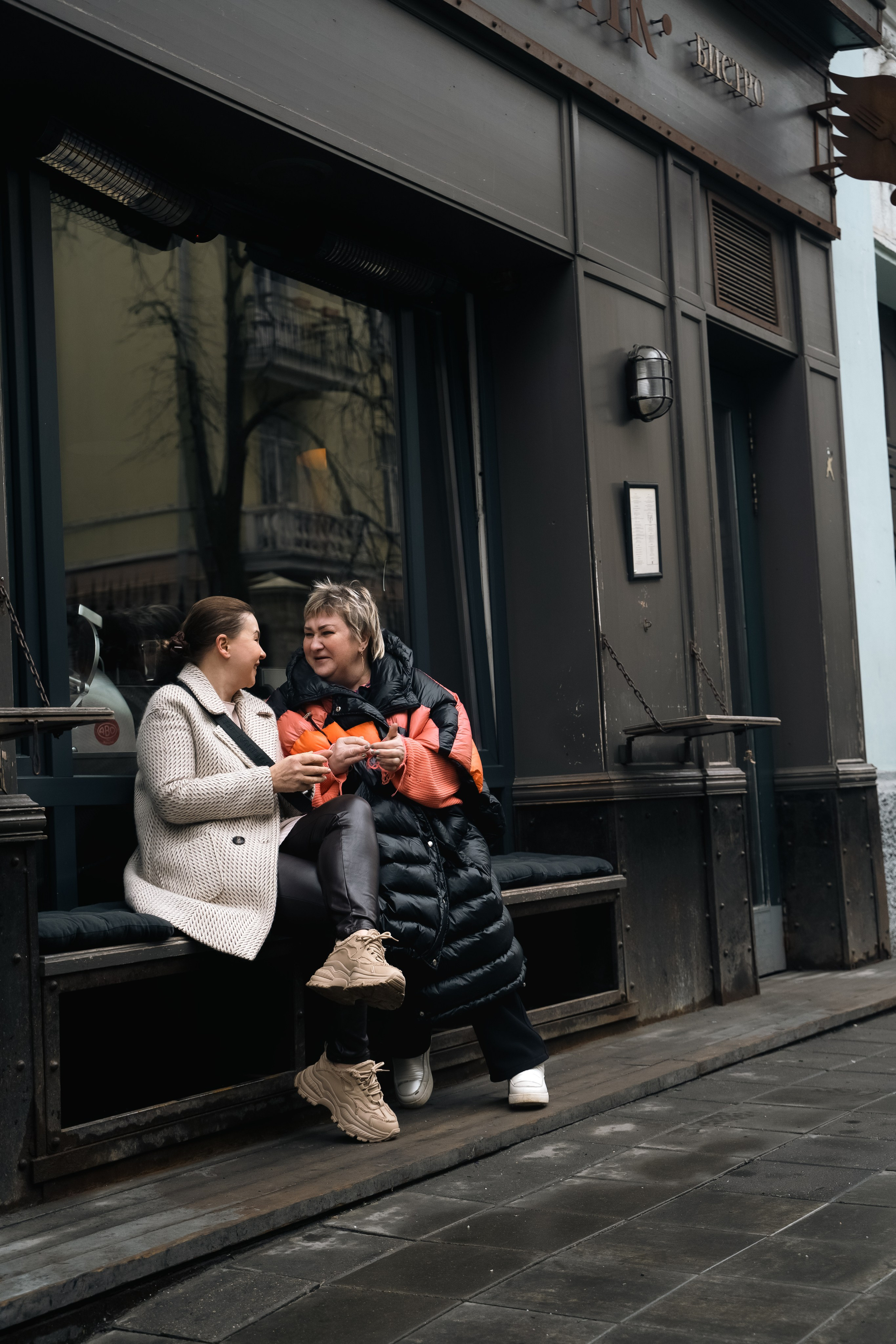 FRIENDS story Надежда + Ирина. Контент фотограф в Москве Кулич Настя