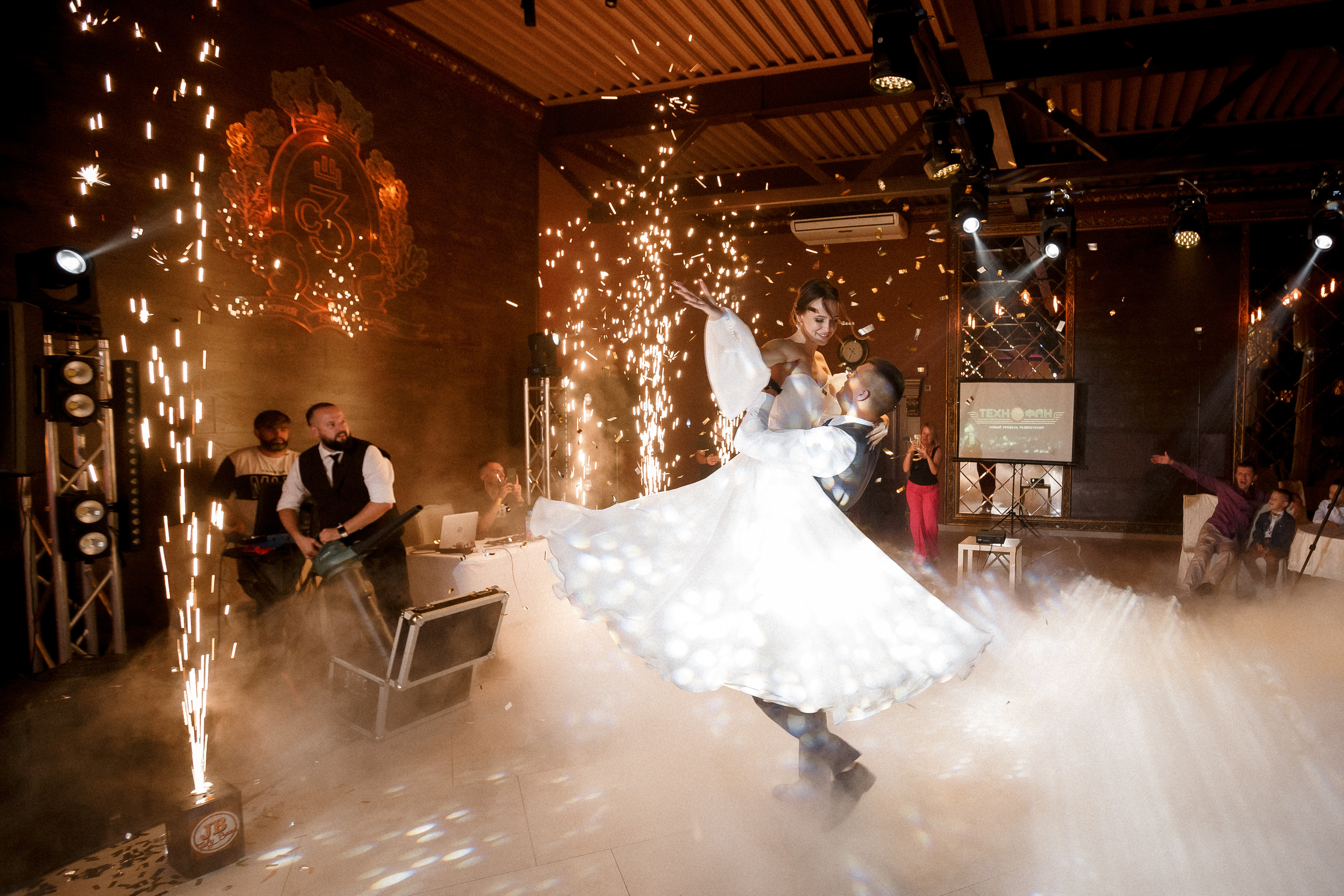 Свадьба Данаи и Дмитрия. Фотограф Петр Капралов