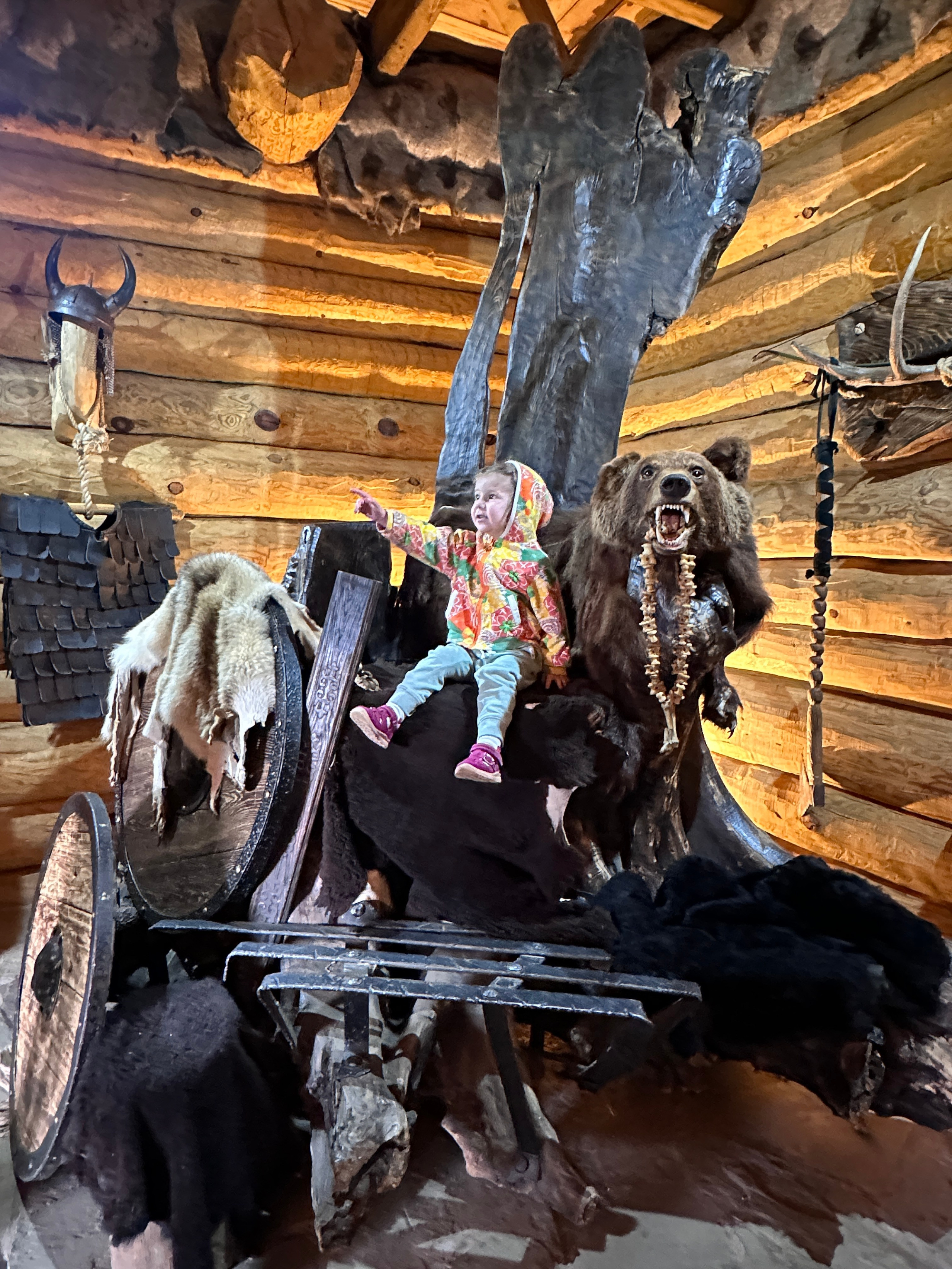 Дети. Смотри, красота!