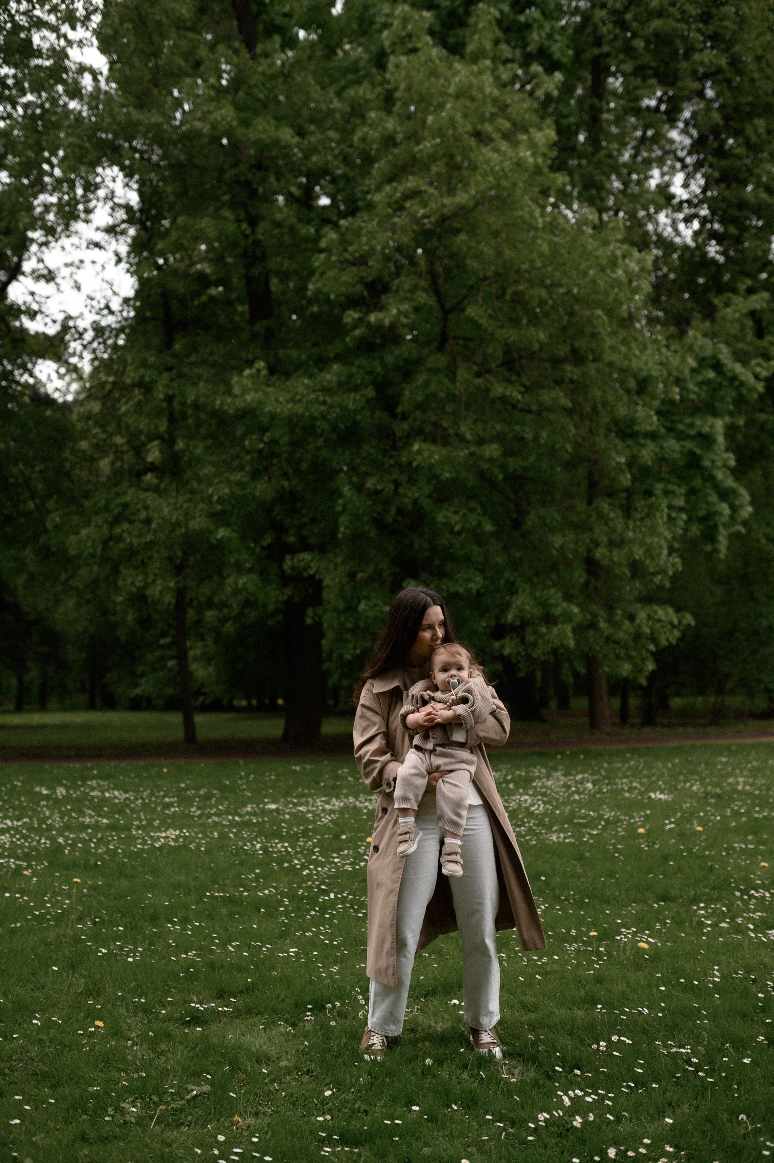 Даня, Лида и Эмма. Прогулка по усадьбе. Семейный и свадебный lifestyle-фотограф в Москве Мария Петрова