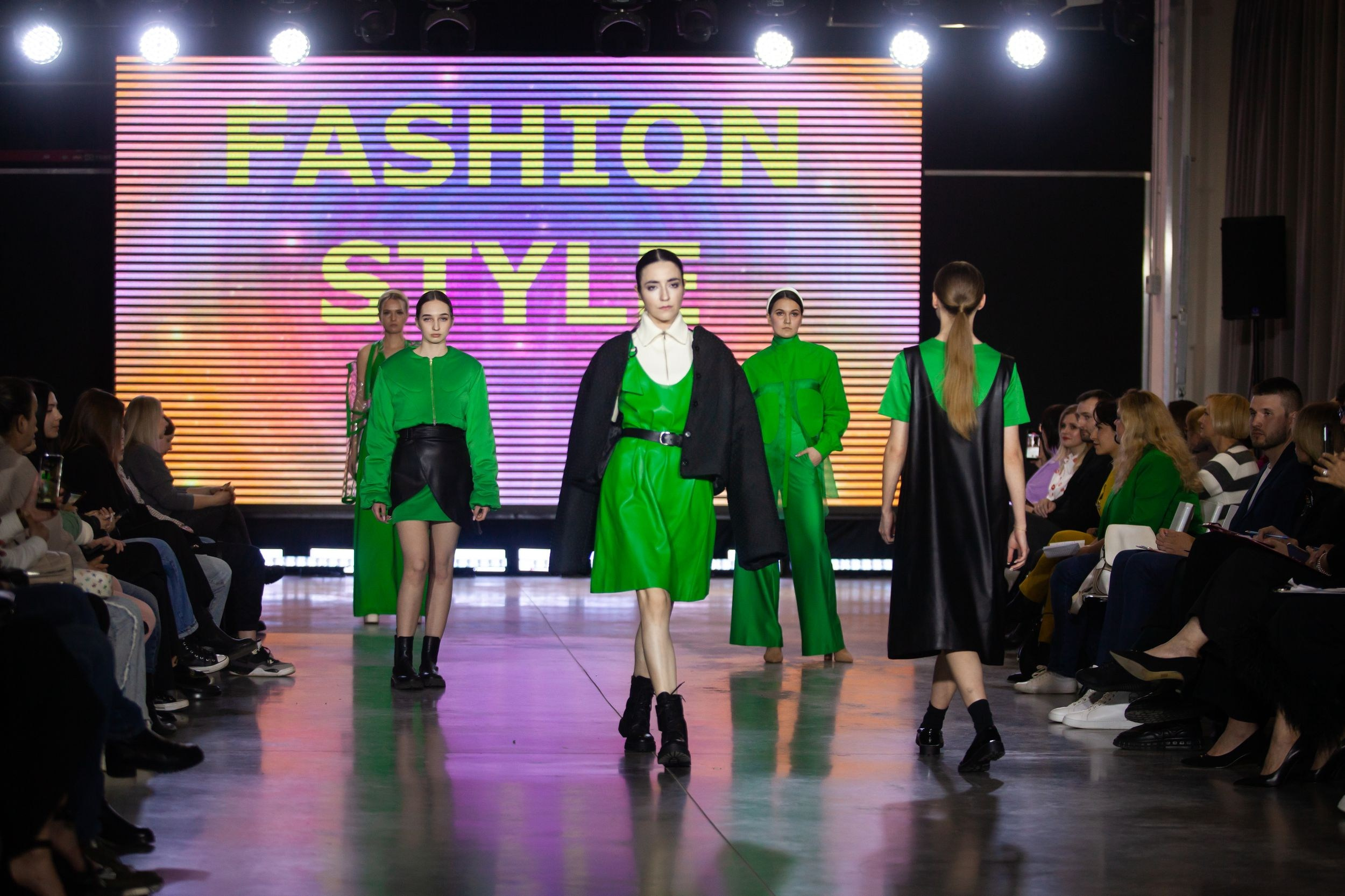 Фестиваль моды и красоты Fashion Style (11 мая 2024). Репортажный фотограф Алексей Пирязев