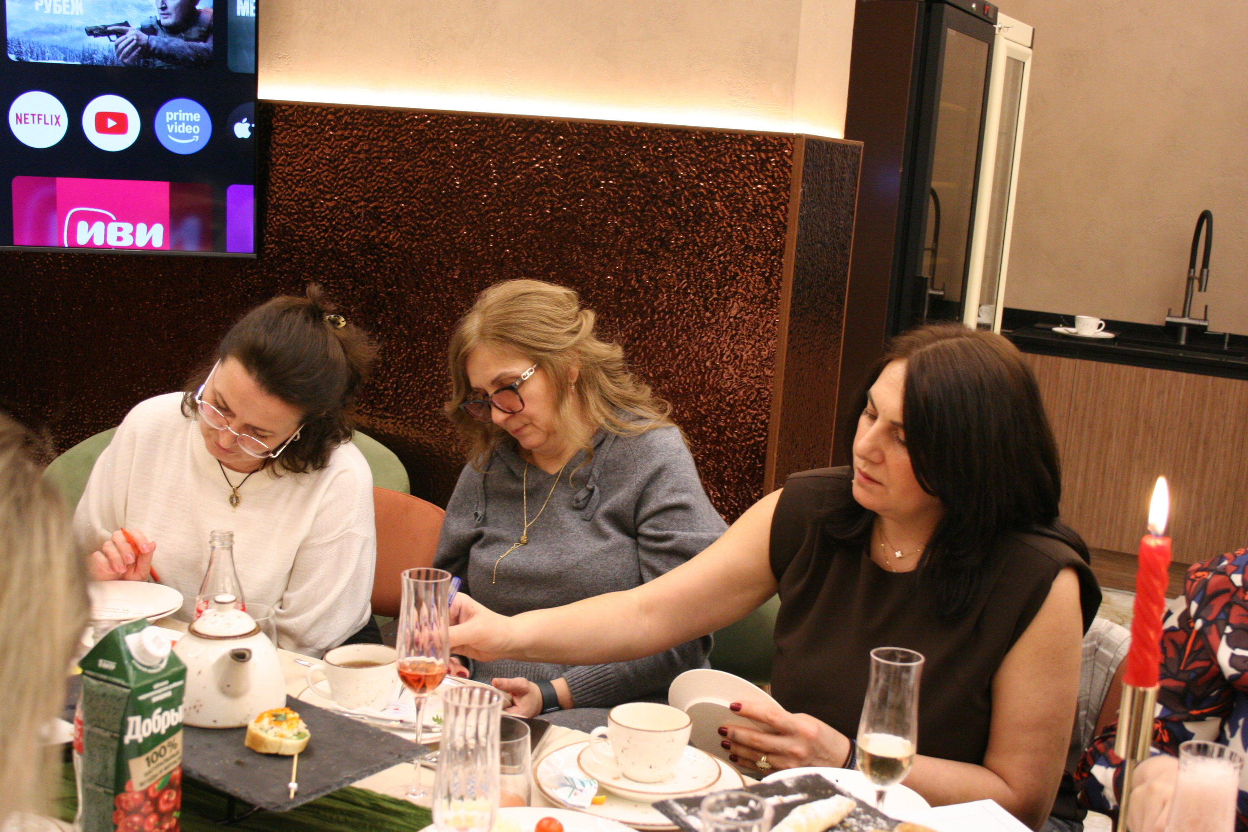 Антистресс Девичник в Агора Лофт. Креативный фотограф