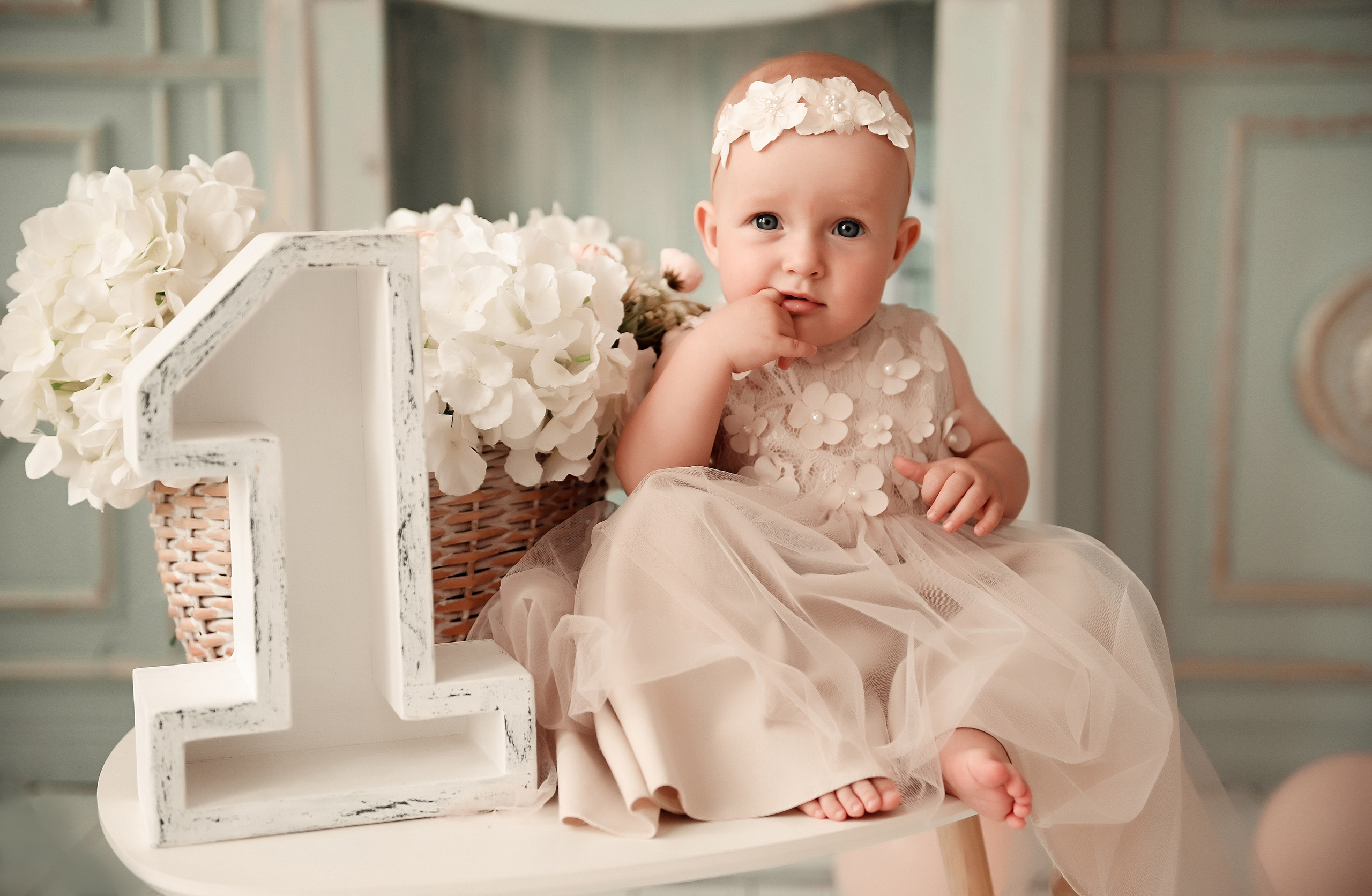 Студийные семейные, детские, индивидуальные фотосессии. Свадебный, семейный, детский, контент фотограф в Омске Максим Ильин