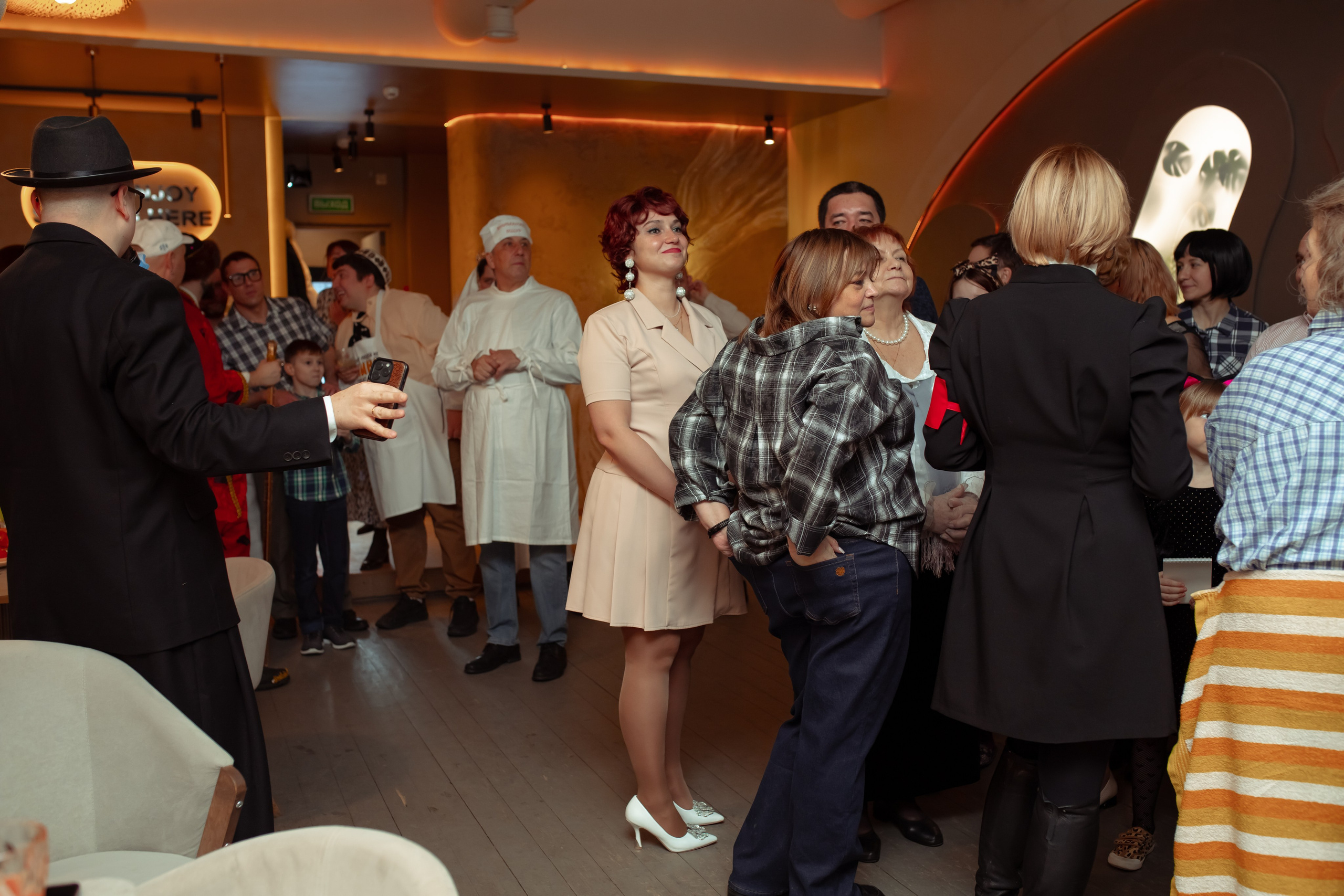 Юбилей Анны в стиле Гайдая. Семейный и детский фотограф в Москве Дорогова Екатерина