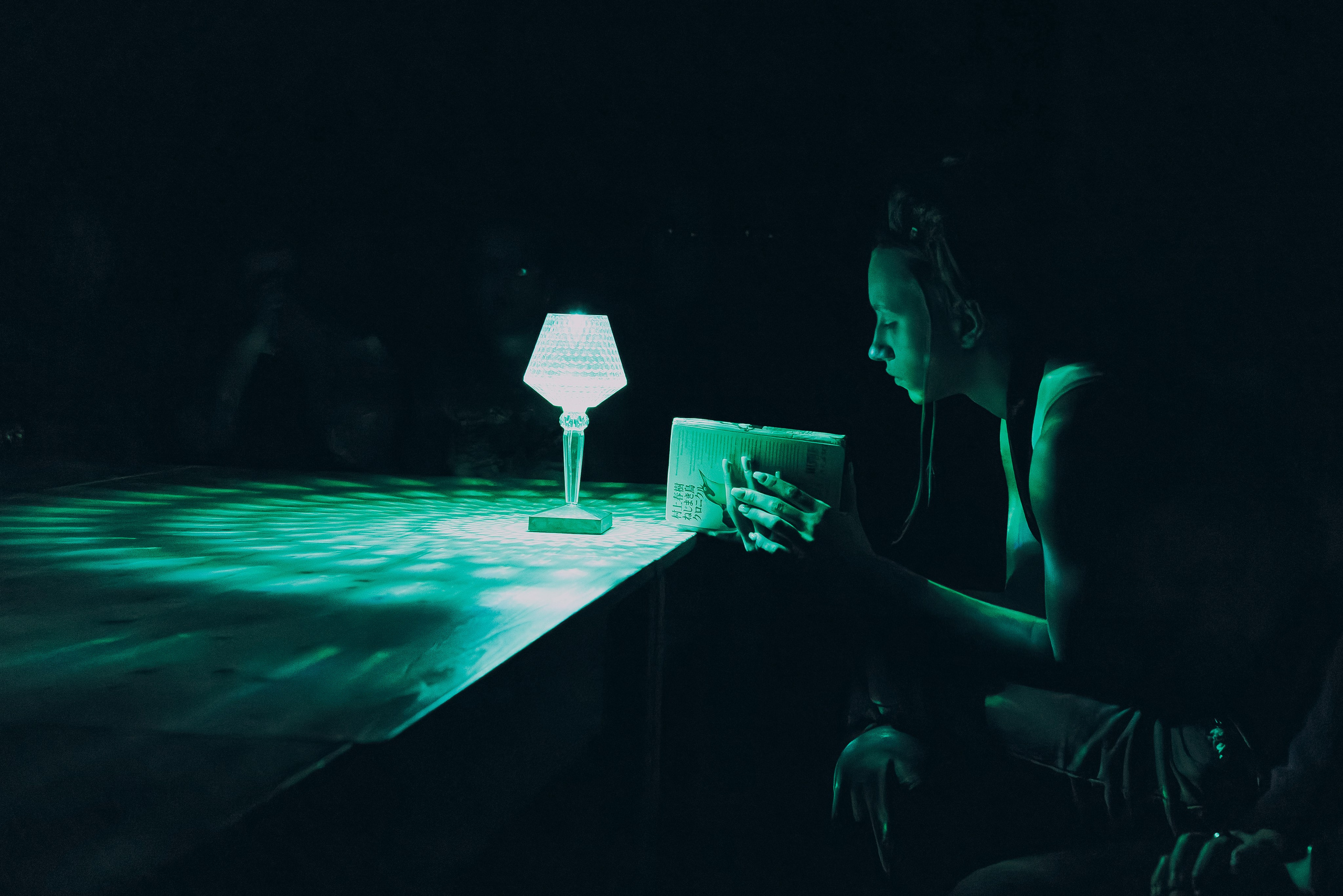 МХТ им. Чехова, «Флешбэк 2002». Фотограф и режиссер Московко Екатерина