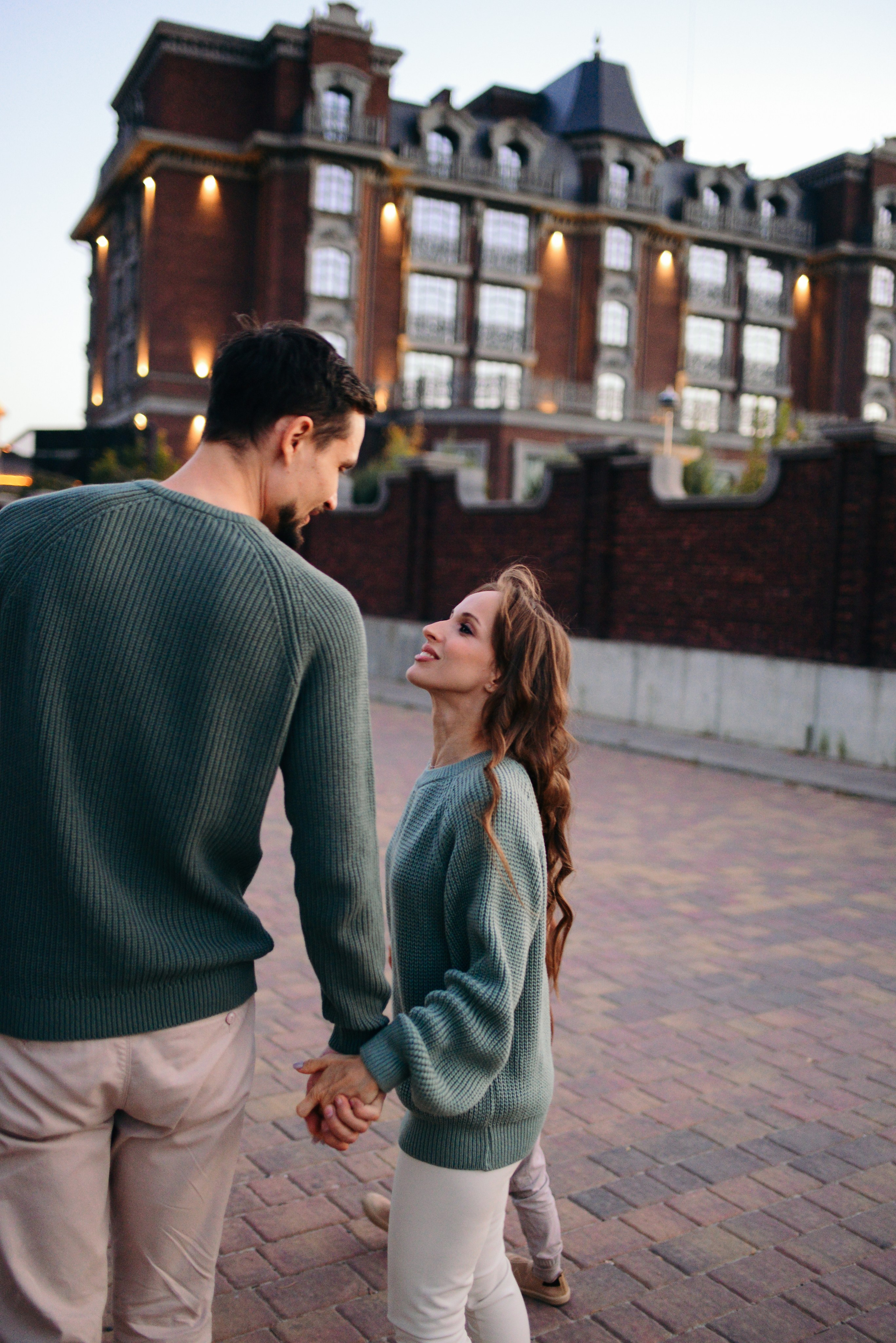 Сентябрьским теплым вечером. Фотограф Ярута Оксана / Ростов-на-Дону