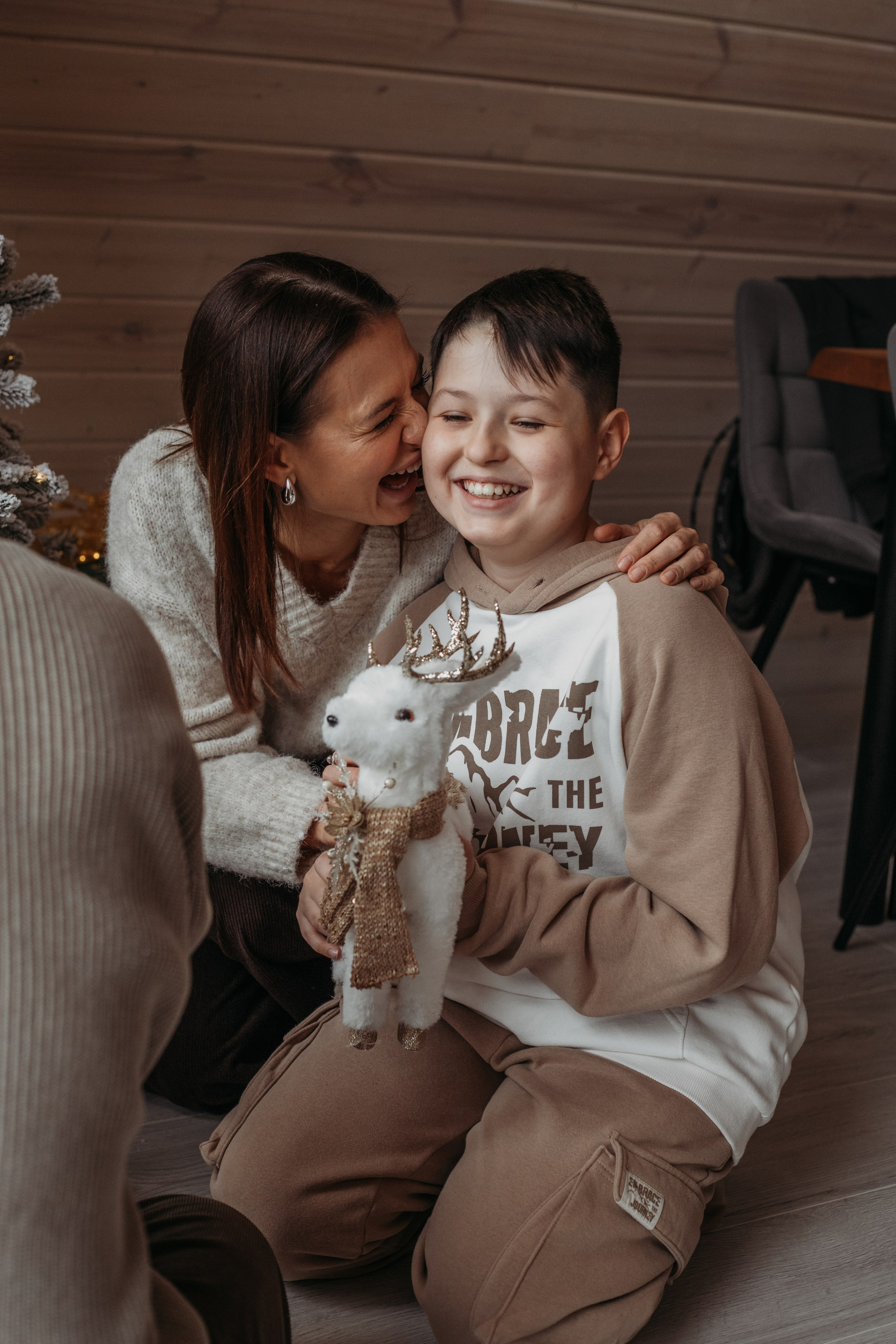 Новогодняя съемка в домике, для семьи Вероники. Венера Гайн. Репортажный фотограф  Тюмень. Обучение фотографии с 0