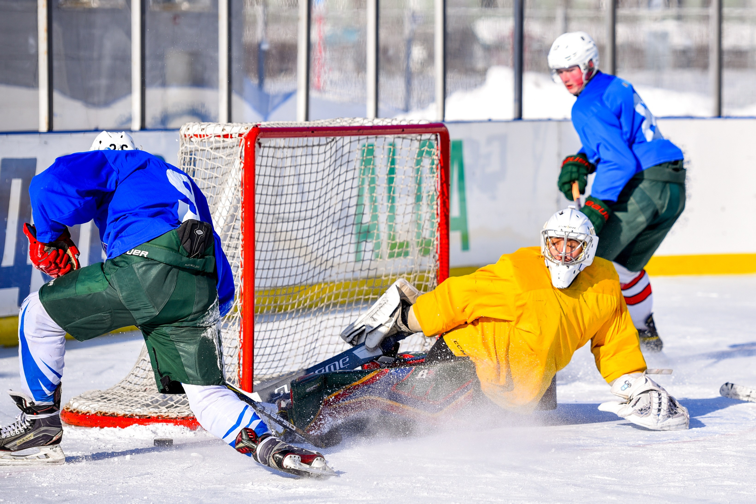 Хоккей. Спортивный и репортажный фотограф в Казани Вячеслав Сатонин
