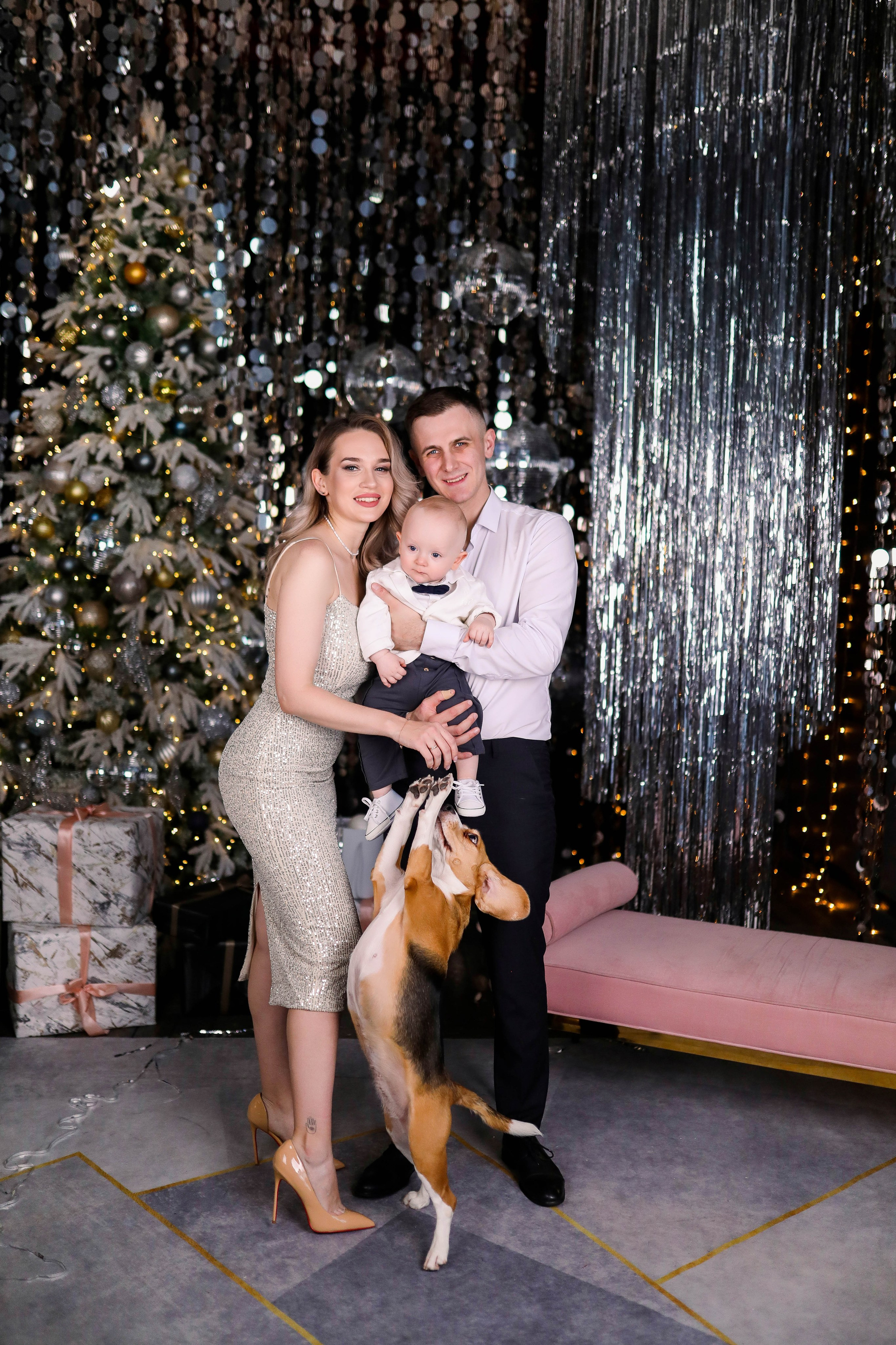 Алёна, Макс и малыш Матвей в зале Арт. ФОТОГРАФ ХАБАРОВСК АНАСТАСИЯ РАЧЕНКОВА