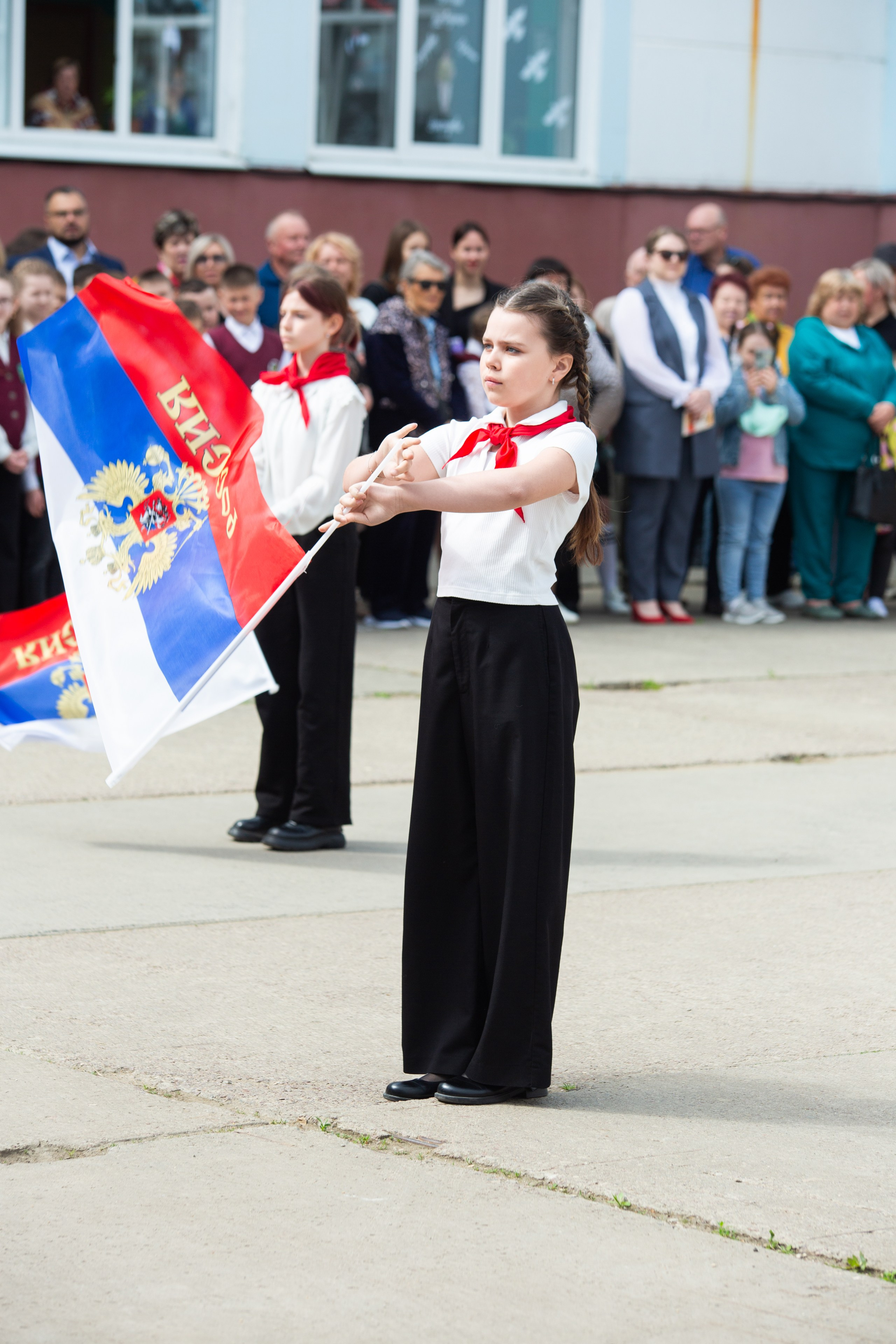 ПОСЛЕДНИЙ ЗВОНОК 2025 9 ШКОЛА Г. МЦЕНСК. Профессиональный фотограф в Мценске и Орловской области