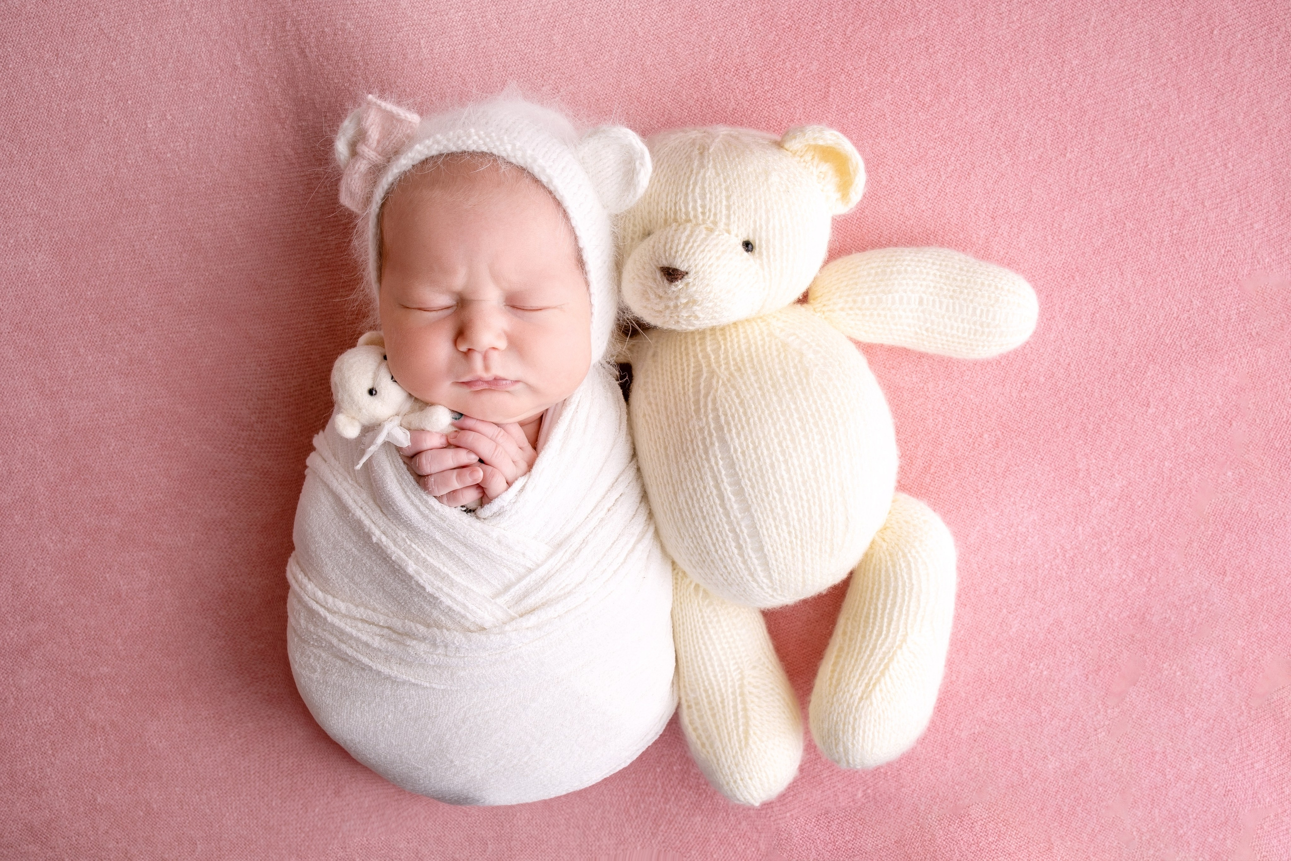 Нежная и милая фотосессия первых дней жизни Вашего ребенка в Минске. Фотограф новорождённых Минск — стоимость newborn фотосессии в Минске