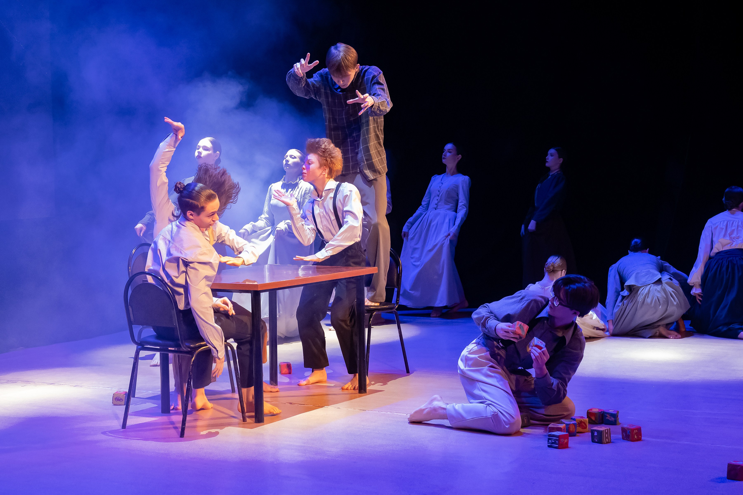 Концерт «Пространные танцы». Репортажный, семейный и детский фотограф в Пензе и Заречном Арина Ермилова. Картины барельеф на заказ