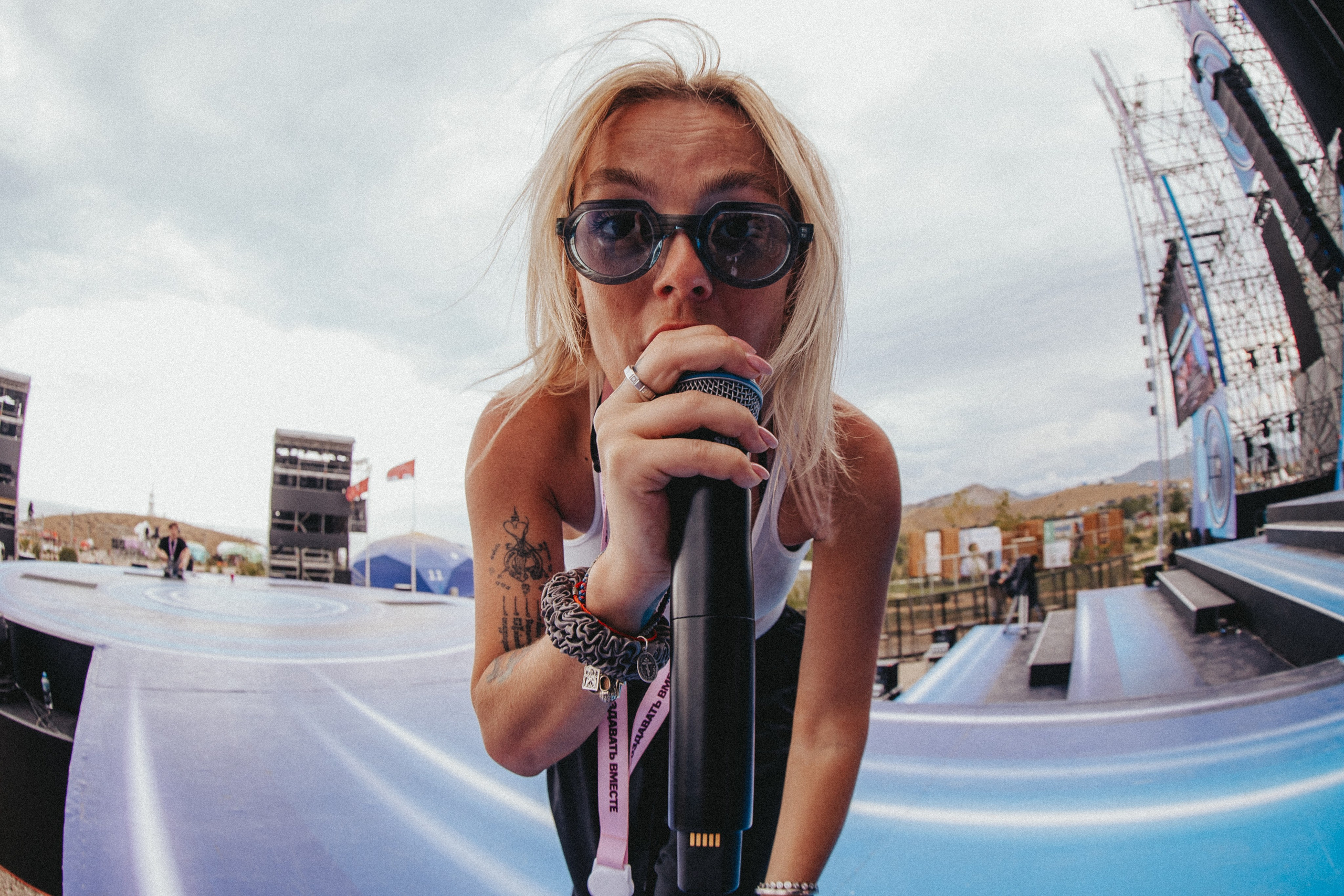 Бекстейдж фестиваля «Таврида 2024». Izotoff Photographer