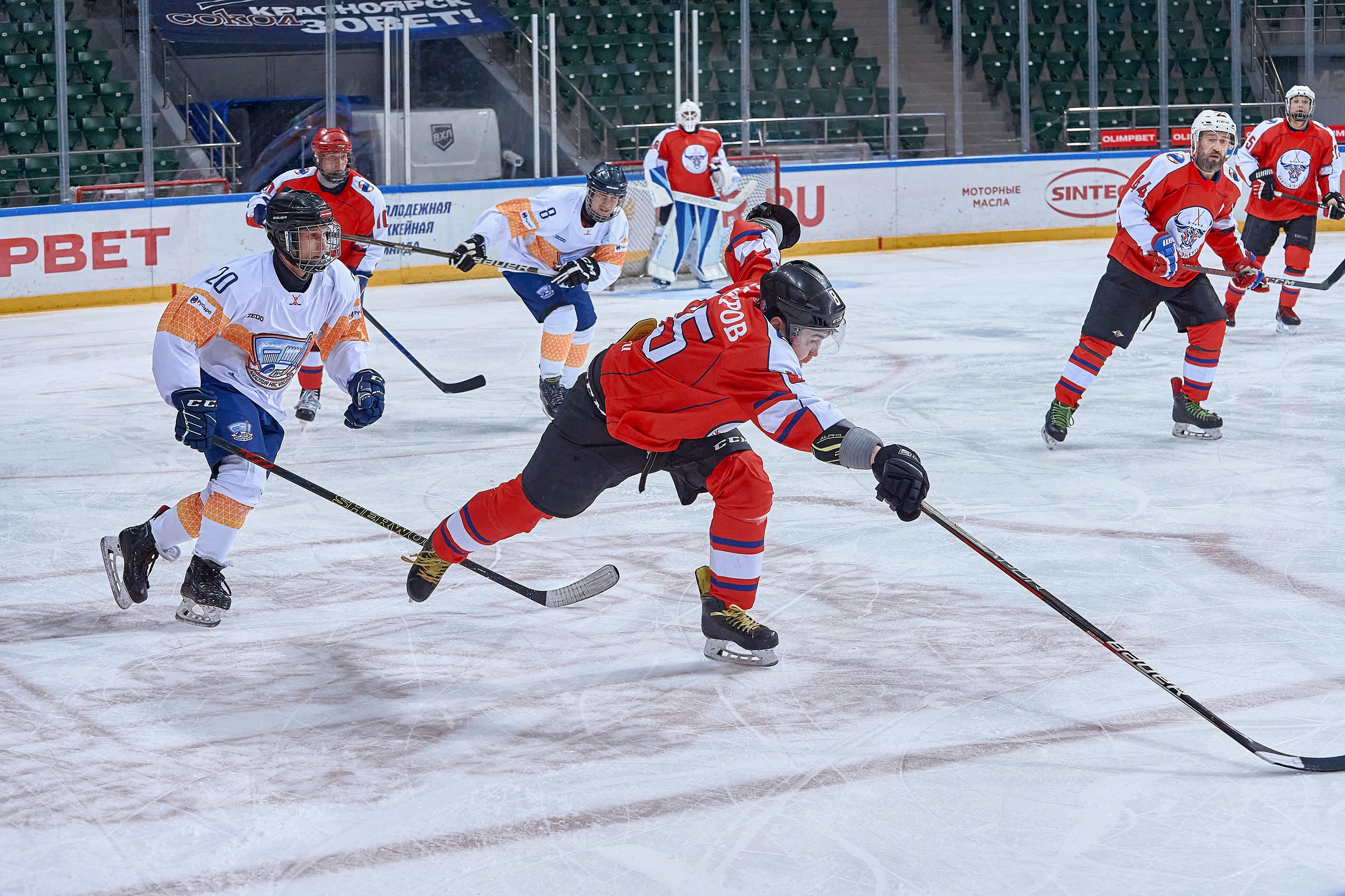 Платинум Арена — Хоккей — РусГидро. Фотограф Яковлев Роман — Красноярск