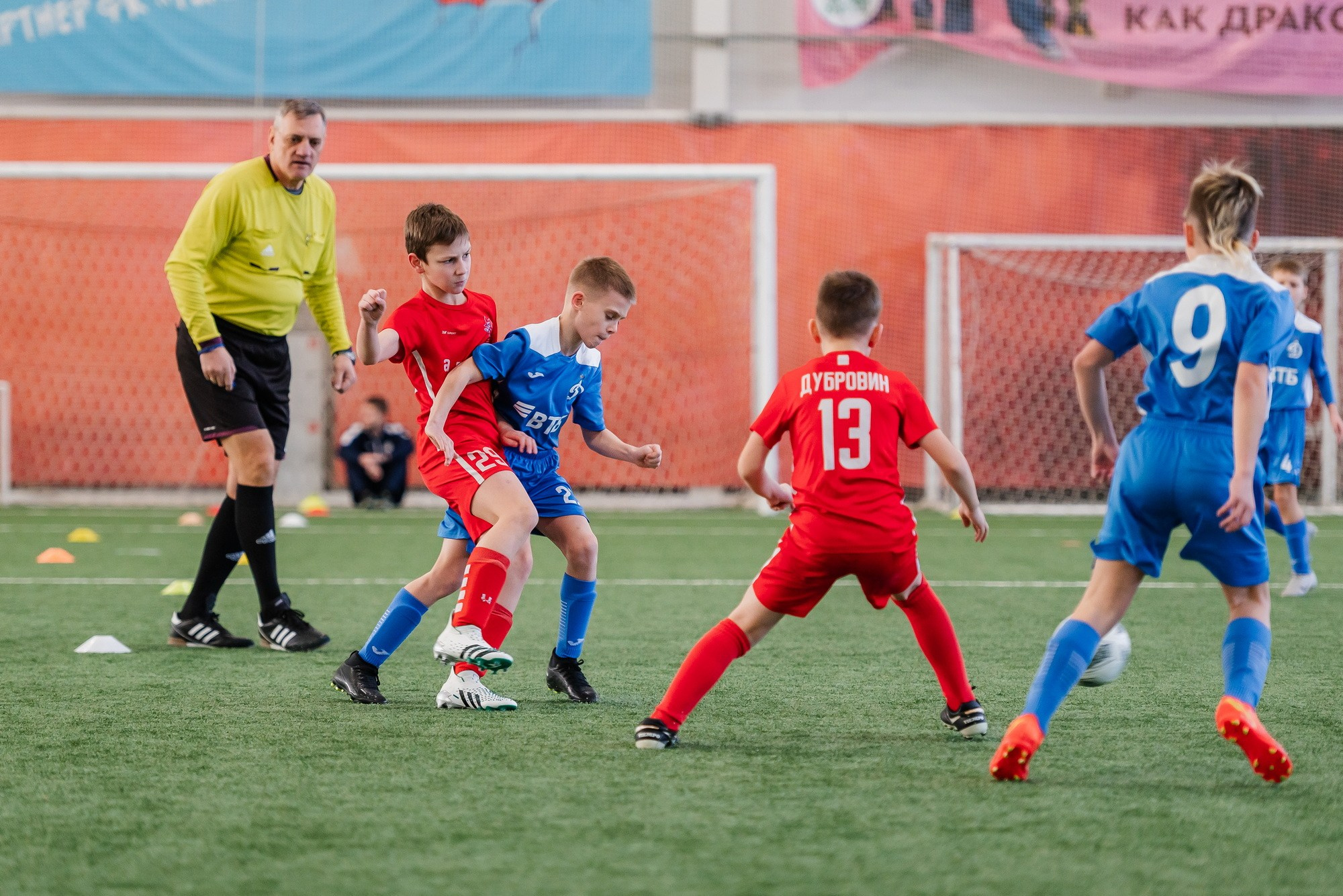 Детский турнир по футболу KAMILOV CUP-2024. Свадебный и репортажный фотограф Никита Сницарев в Барнауле