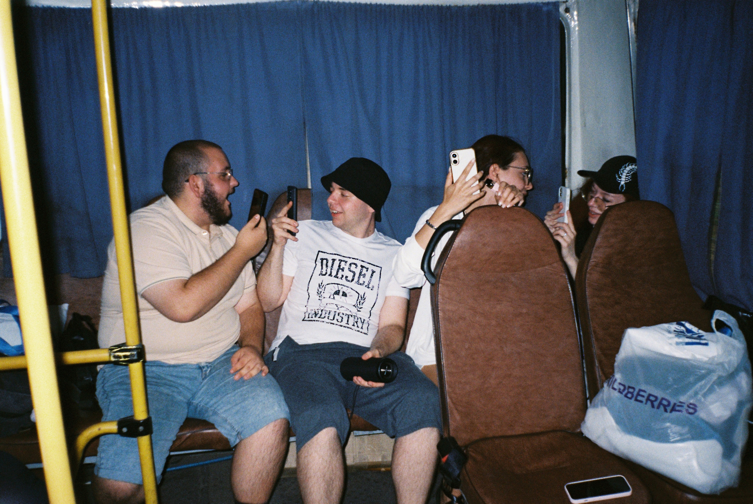 Плёночные воспоминания. Портретный и коллажный фотограф из Москвы