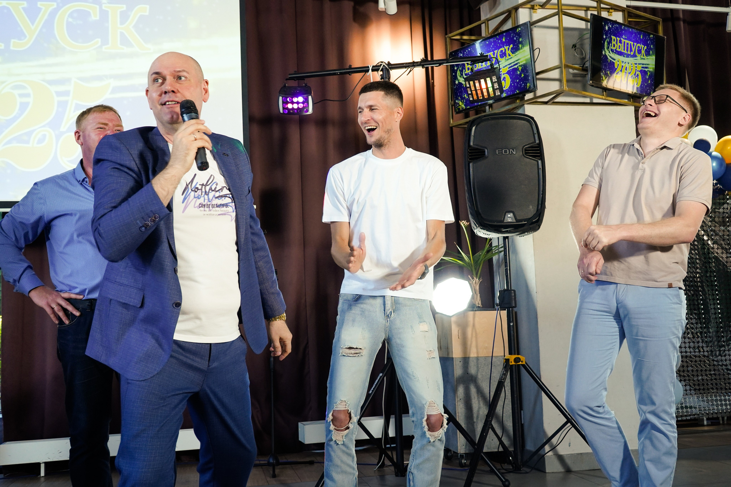 Выпускной вечер, гимназия № 40, 9 класс. Семейный и портретный фотограф в Екатеринбурге Анна Лобанова