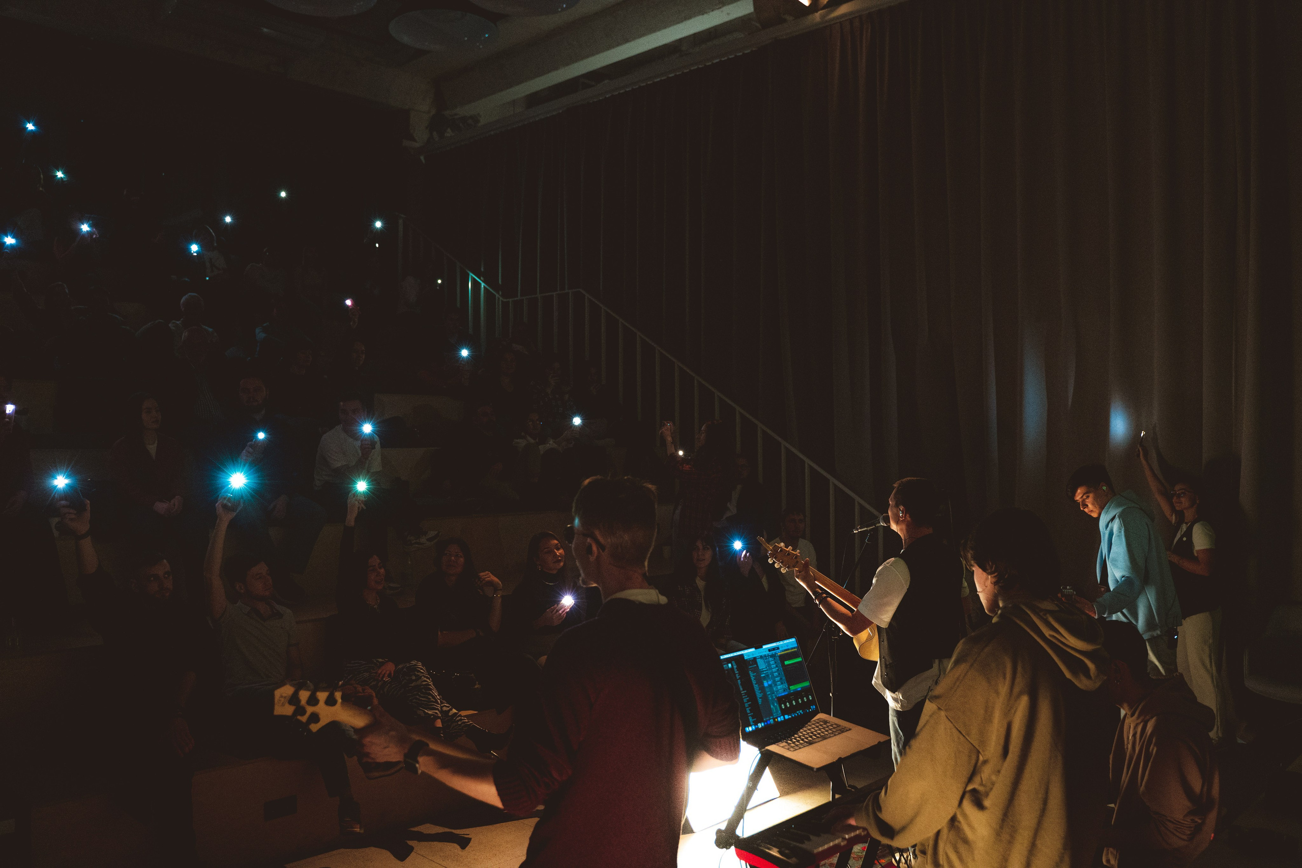 Квартирник в Ко-воркинге «Люди». Свадебный и репортажный фотограф в Уфе| Осетрова Ольга