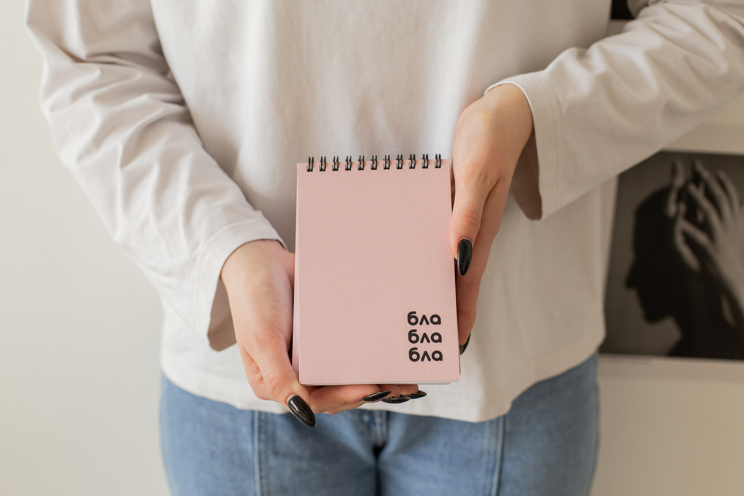 Chancellery shop. Fotograf u Crnoj Gori-porodično fotografisanje sa djecom, lovestory, nekretnine