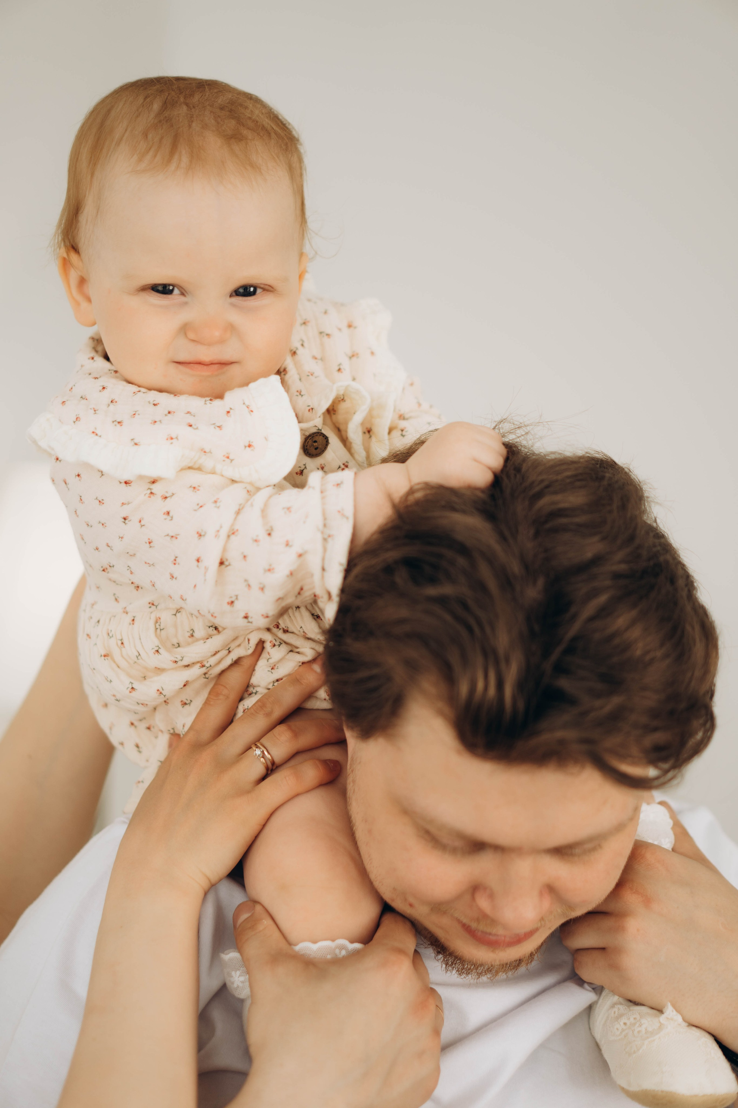 Студийная семейная съемка на годик. Фотограф Москва Валерия Веденина