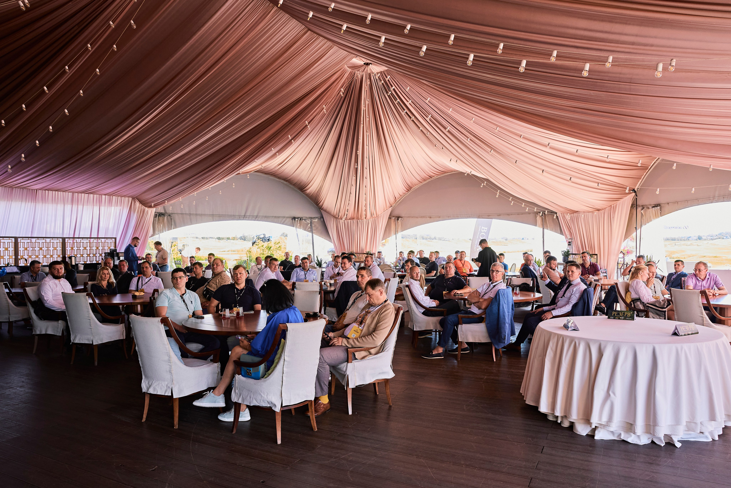 Презентация спец. техники Shantui. Фотограф Александра Иванова