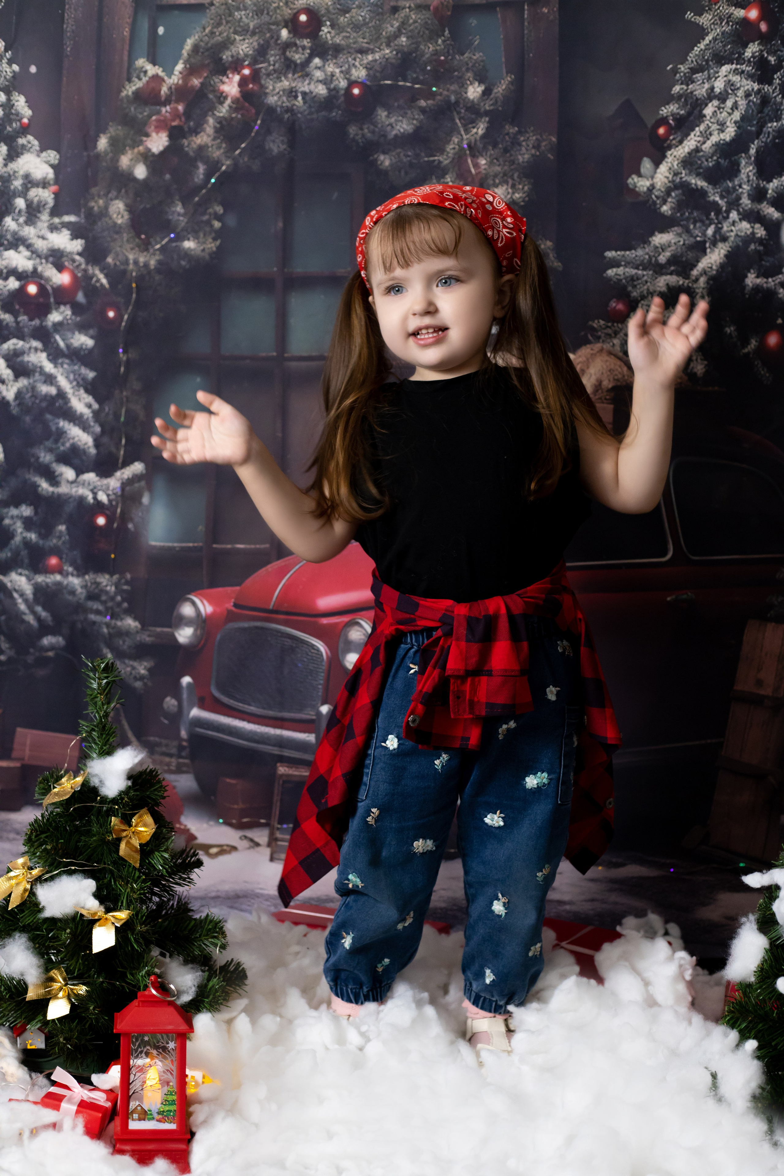 Новый год — Красная машина. Фотограф новорожденных Химки, Красногорск, Мытищи и Москва Елена Третьяк