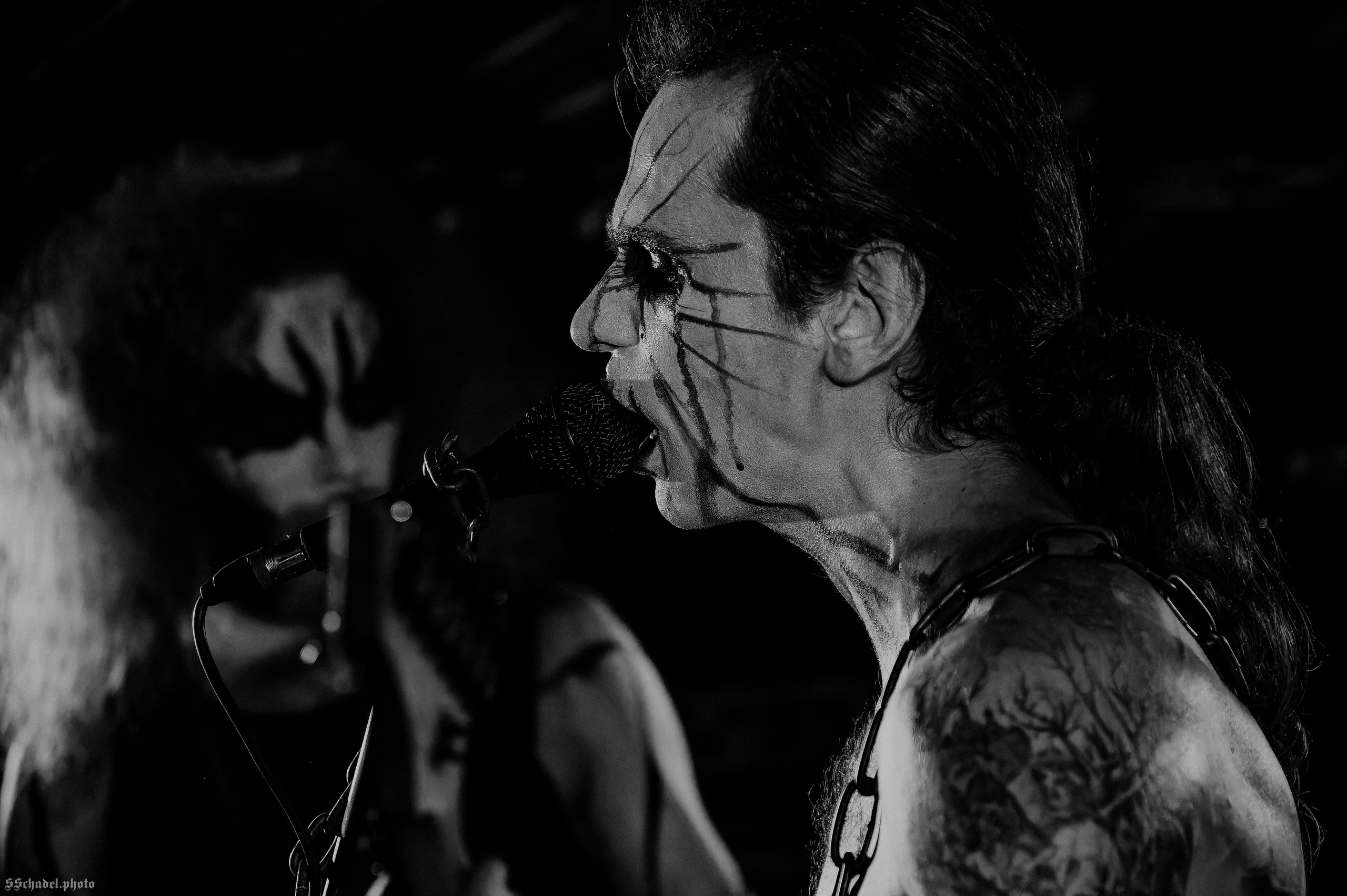 Frostlagte Måne 18.10.25. We will make everything metal!