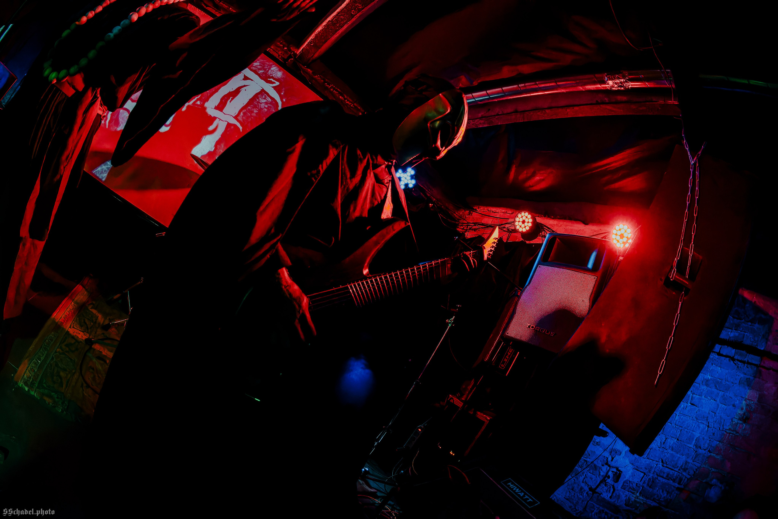 ILLA 21.06.26. We will make everything metal!