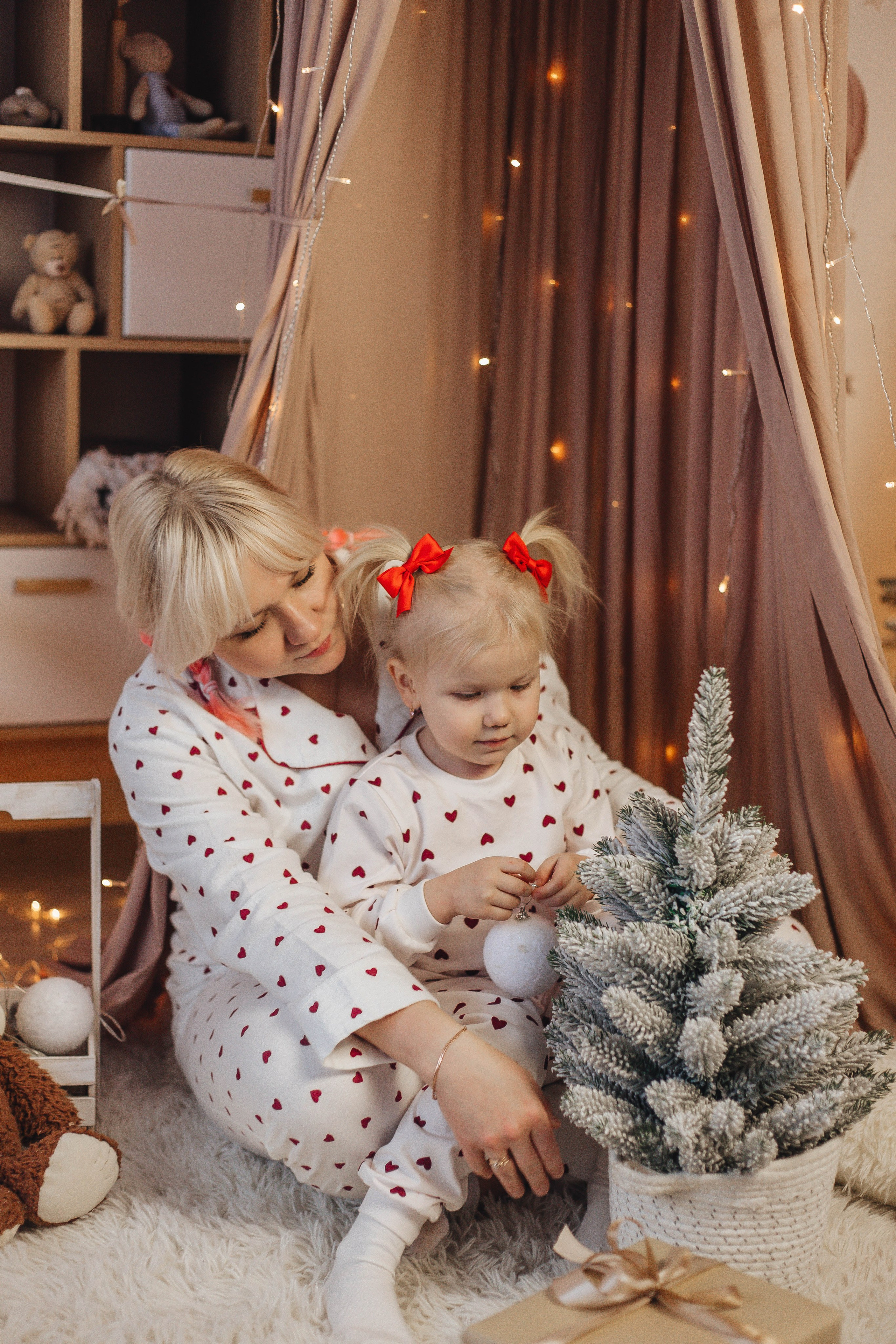 Мама и дочка. Новогодняя фотосессия. Фотограф Светлана Столярова Воскресенск