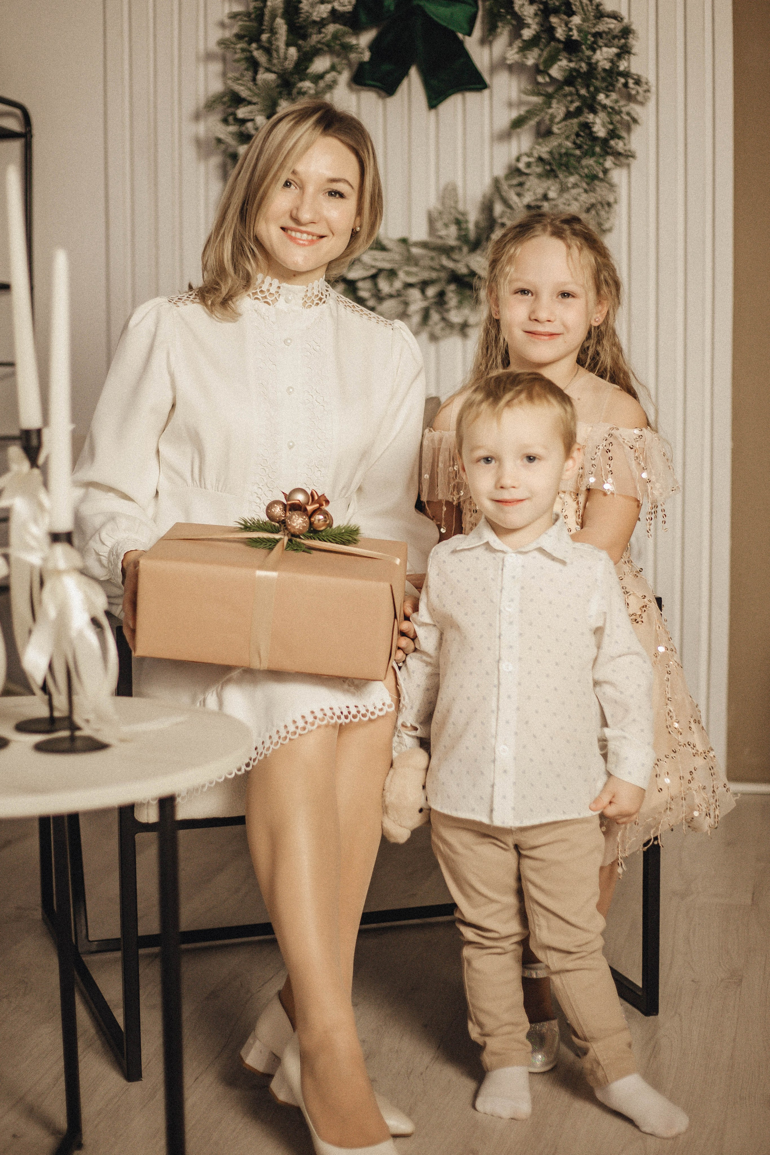 Аня с детьми новый год!. Фотограф Светлана Столярова Воскресенск