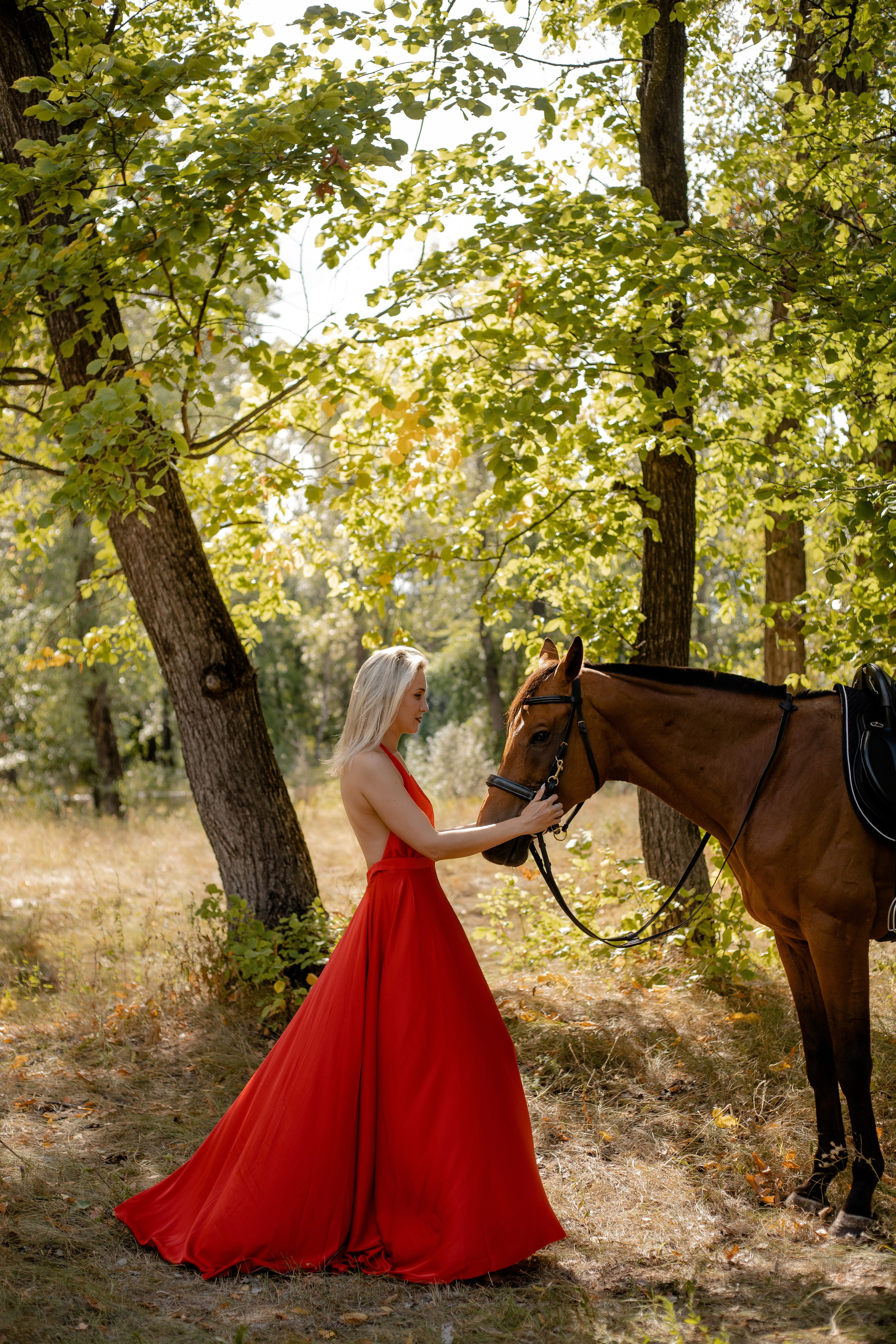 Летняя фотопрогулка с лошадкой 🌿. Семейный фотограф в Саратове Элоиза Ляпина