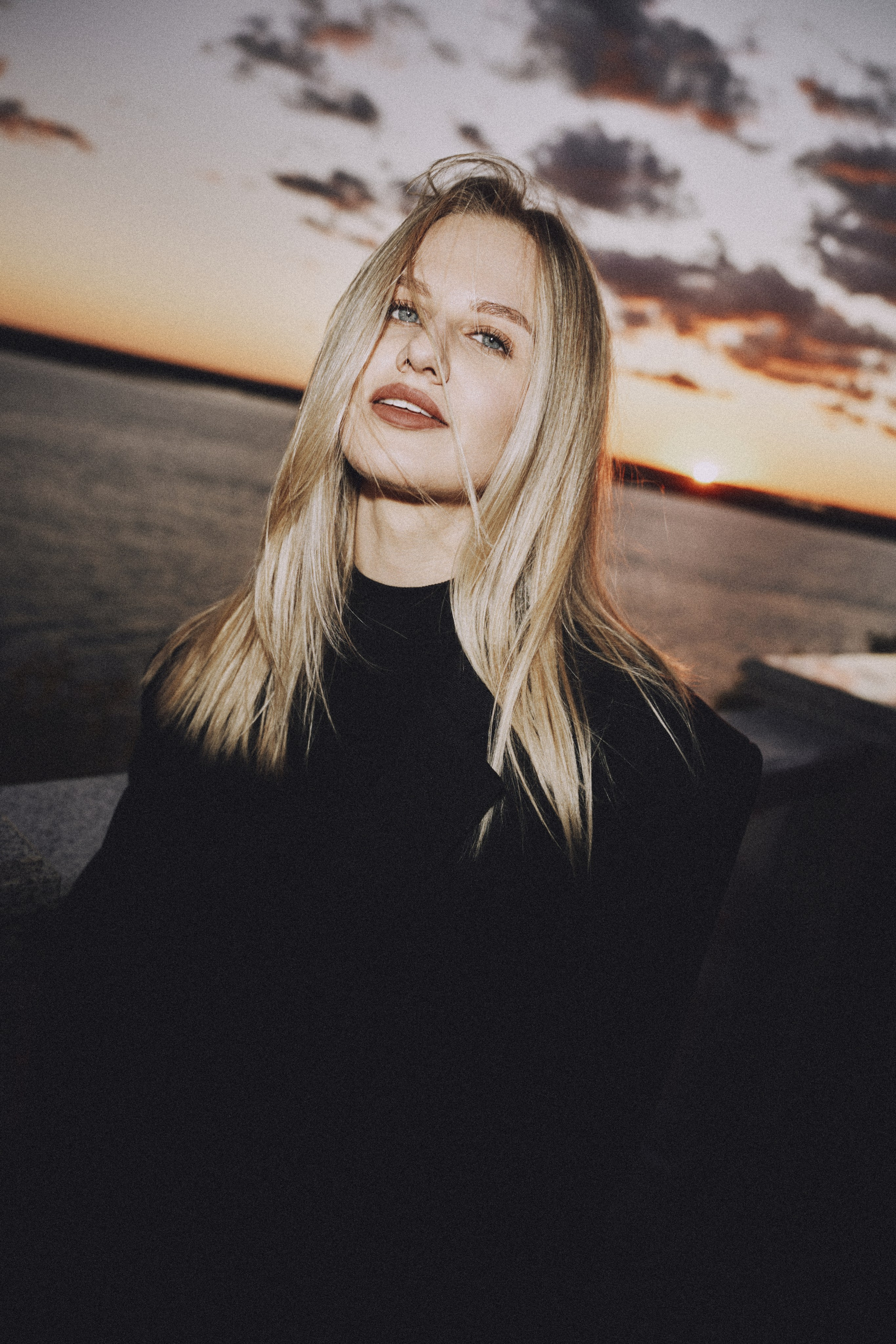 женский портрет в городе и на закате Хабаровск