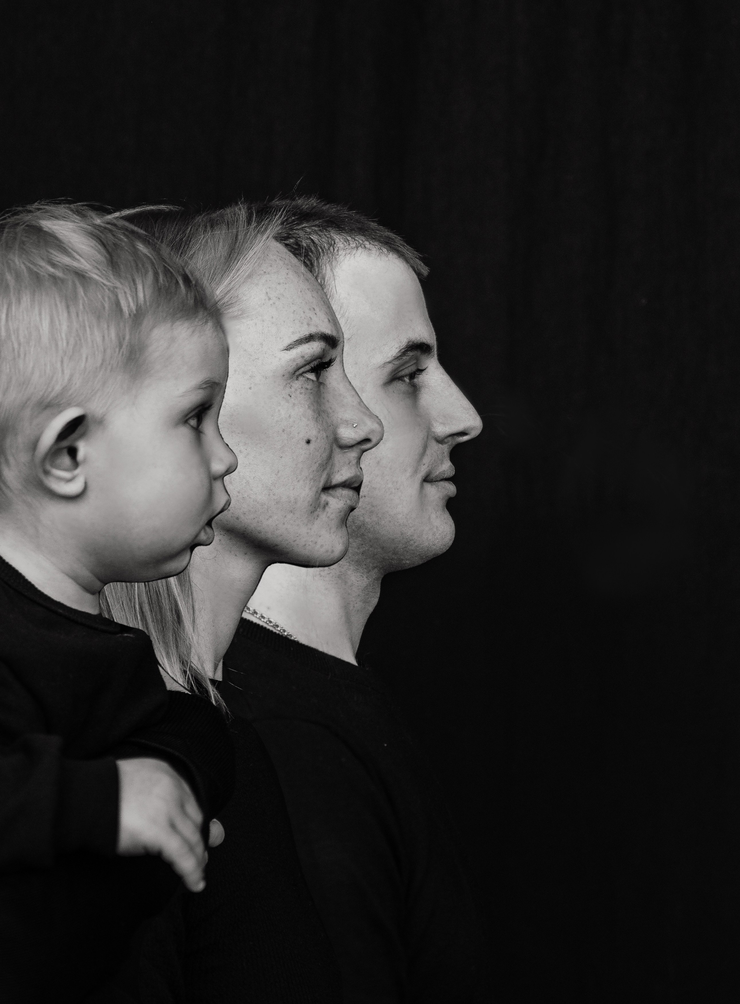 Ваня, Кристина и Мирон. Свадебный и семейный фотограф в городе Смоленске