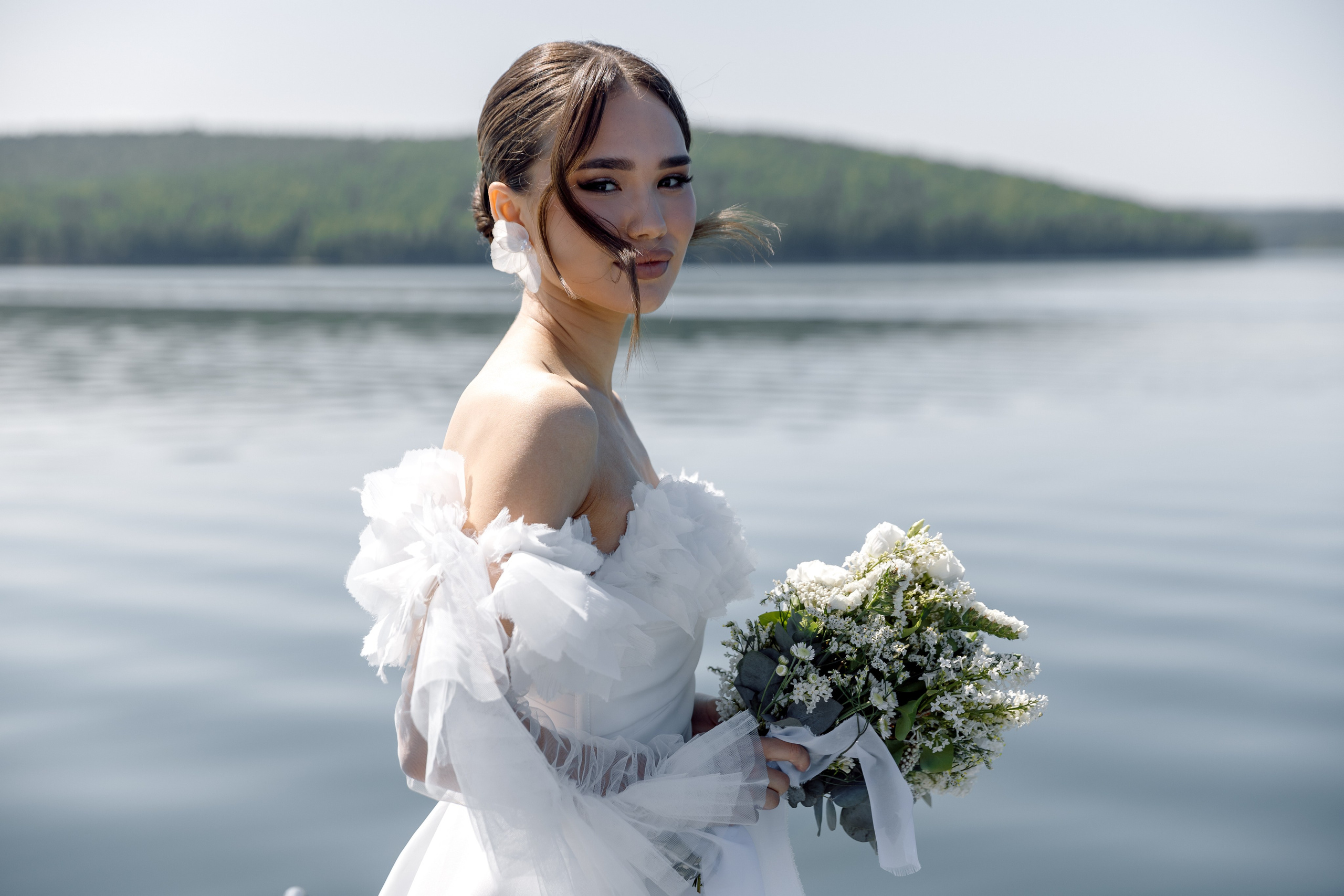 Яхта Омега (Каприз Невесты). Свадебный фотограф Иркутск, репортажный фотограф Иркутск