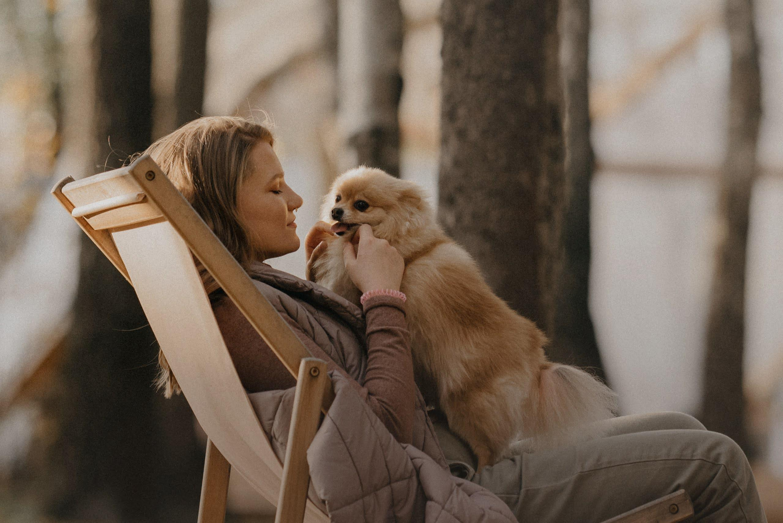 Anastasia and Vesta. Real moments between people and their dogs