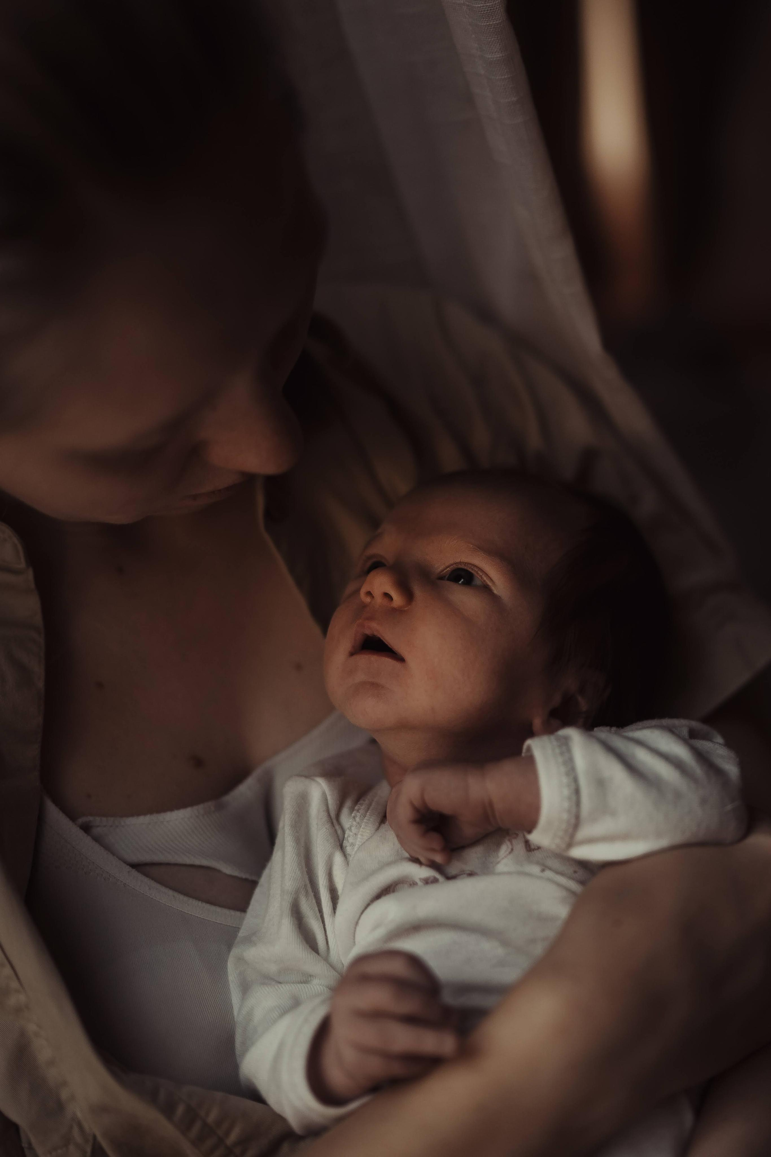Family photo shoot. Real moments between people and their dogs