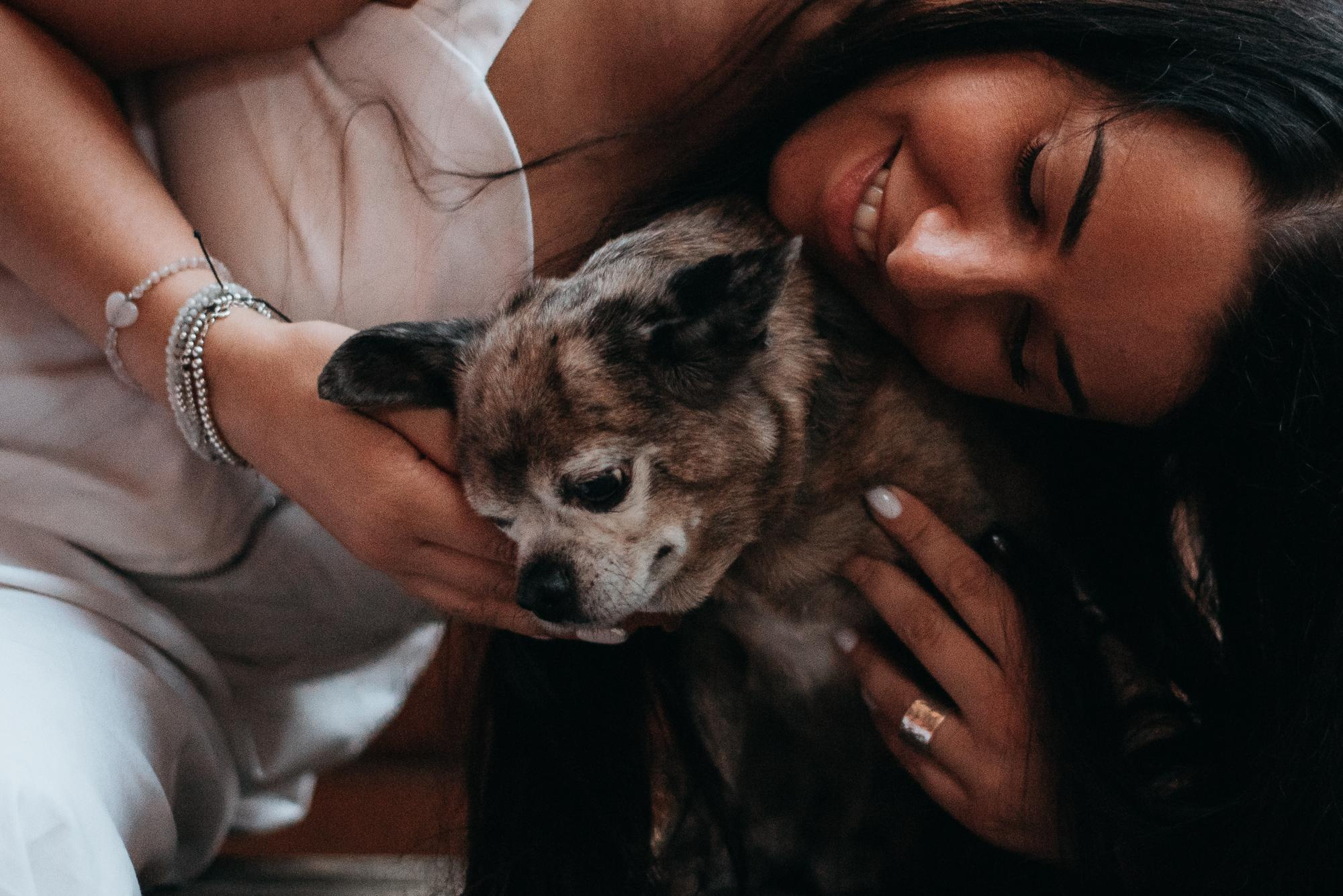 Elena and Vegas. Real moments between people and their dogs