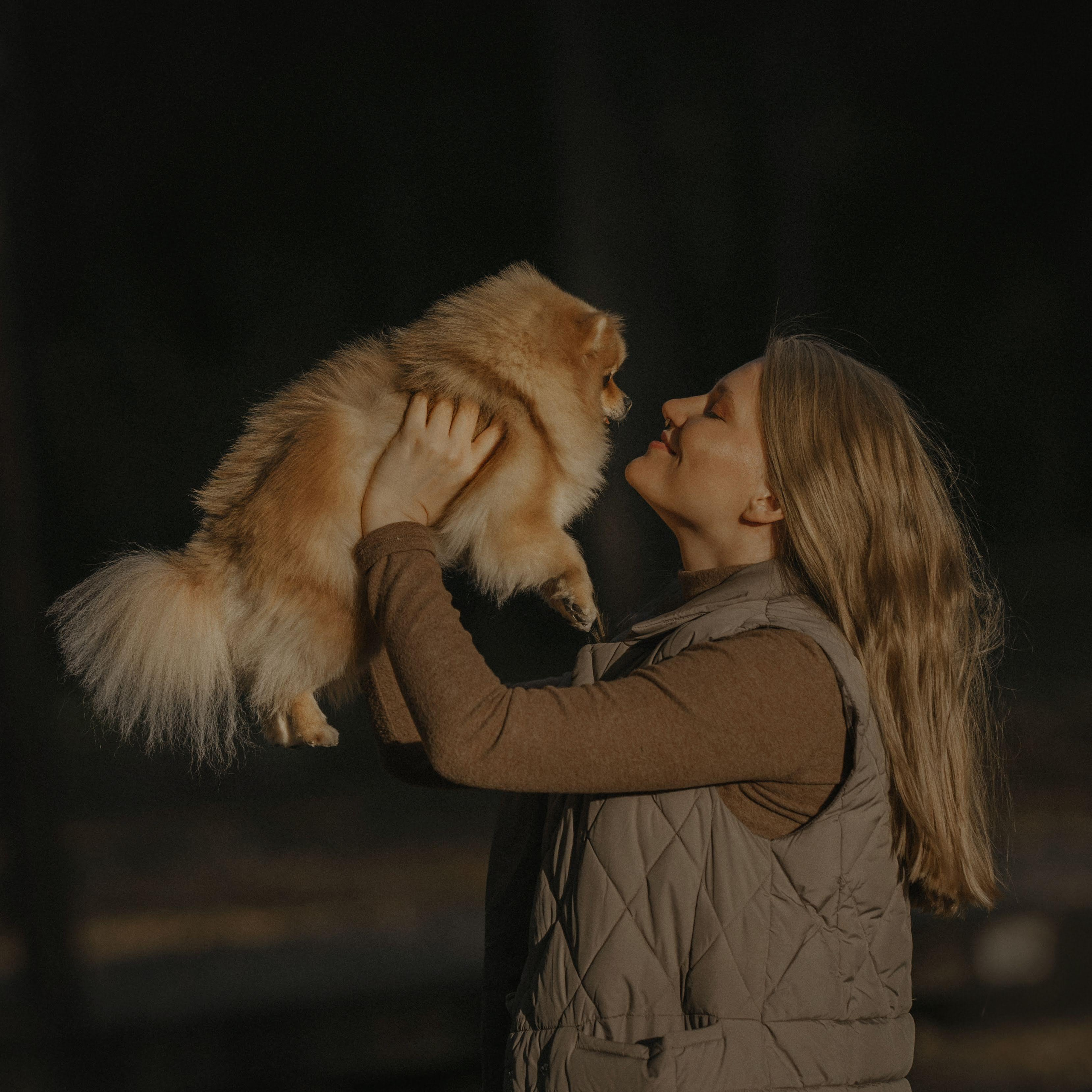 Anastasia and Vesta. Real moments between people and their dogs