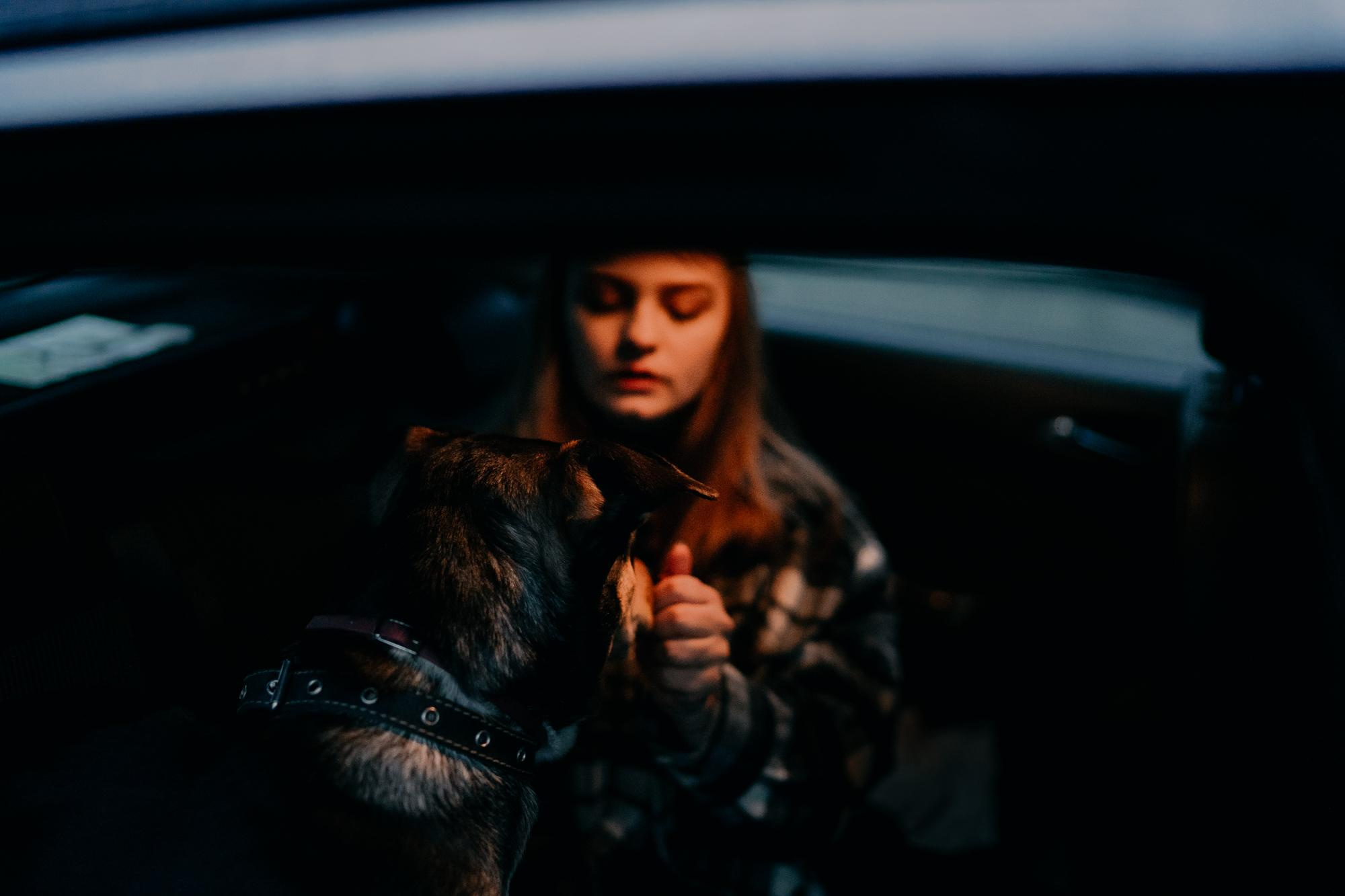 Elena and Molli. Real moments between people and their dogs