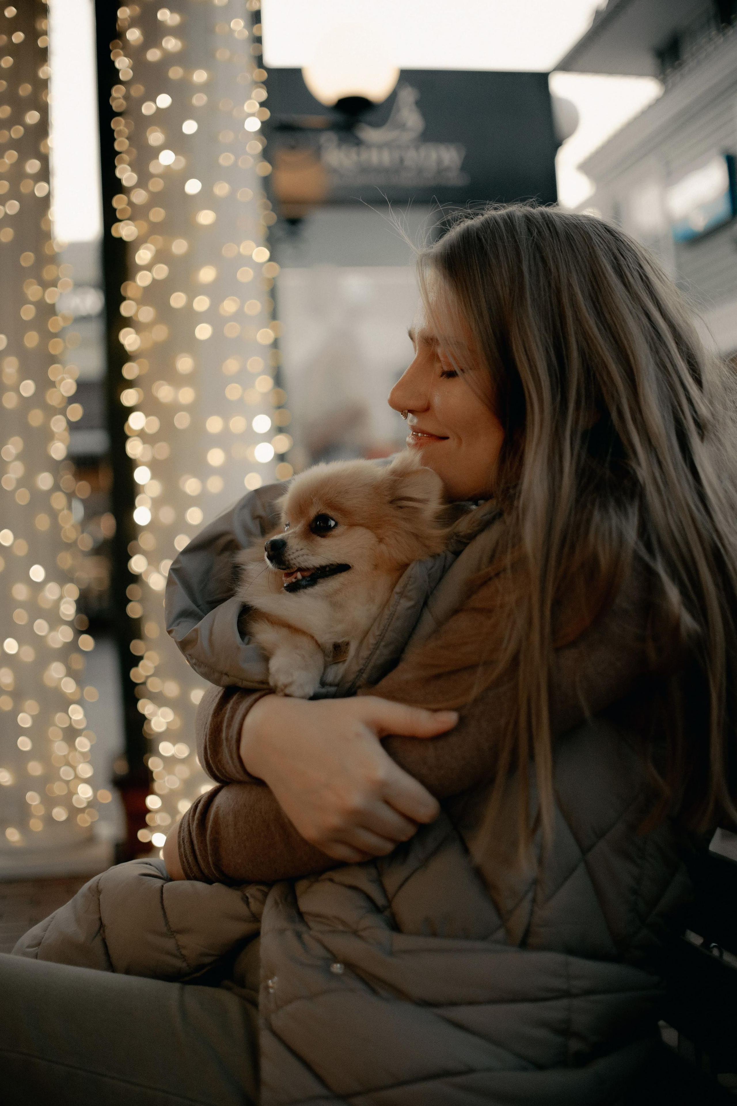 Anastasia and Vesta. Real moments between people and their dogs